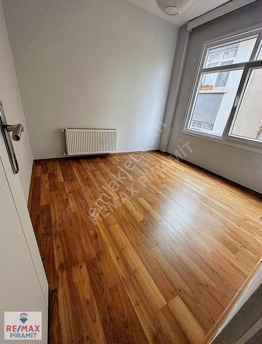 İcadiye Mah. Üsküdar 2+1 Bakımlı Boğaz Manzaralı Kiralık Daire - Görsel 5