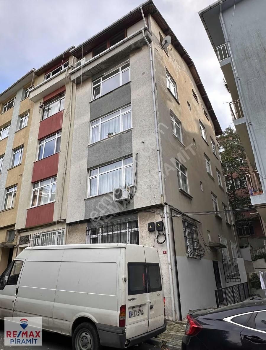 İcadiye Mah. Üsküdar 2+1 Bakımlı Boğaz Manzaralı Kiralık Daire - Görsel 6