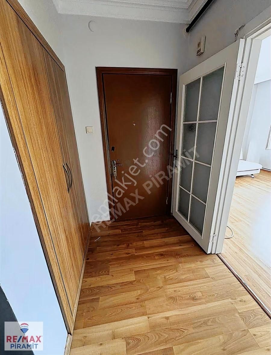 İcadiye Mah. Üsküdar 2+1 Bakımlı Boğaz Manzaralı Kiralık Daire - Görsel 21