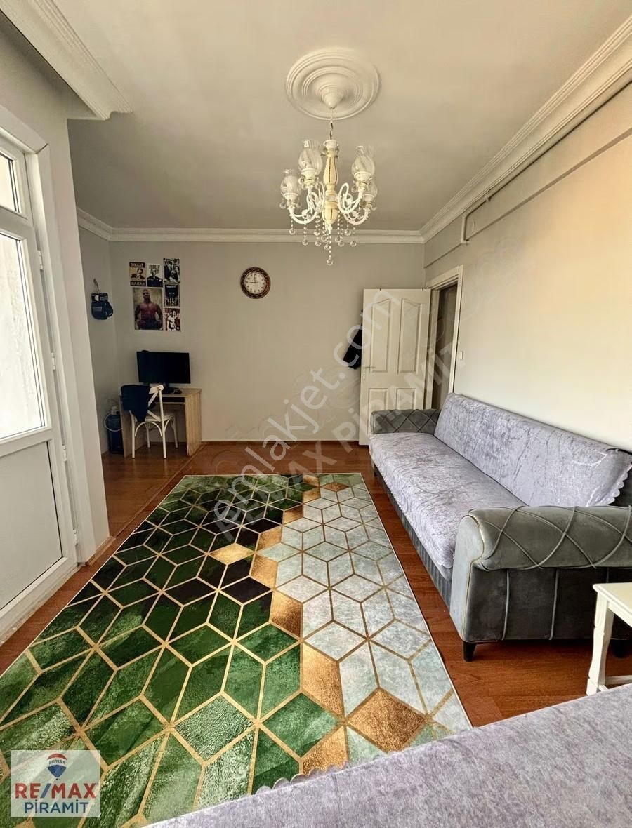 Üsküdar Merkezde Önü Açık Ferah 2+1 Arakat Satılık Daire! - Görsel 2