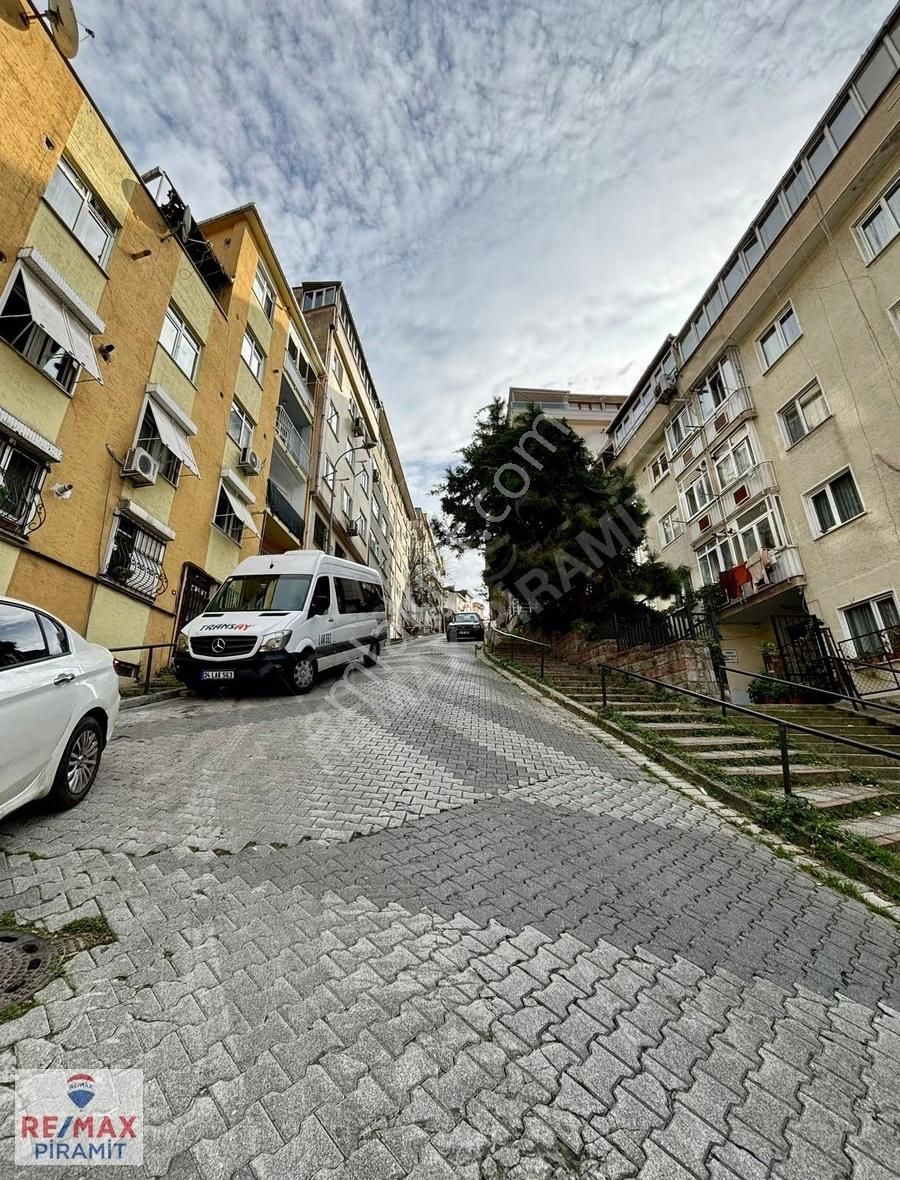 Üsküdar Merkezde Önü Açık Ferah 2+1 Arakat Satılık Daire! - Görsel 13