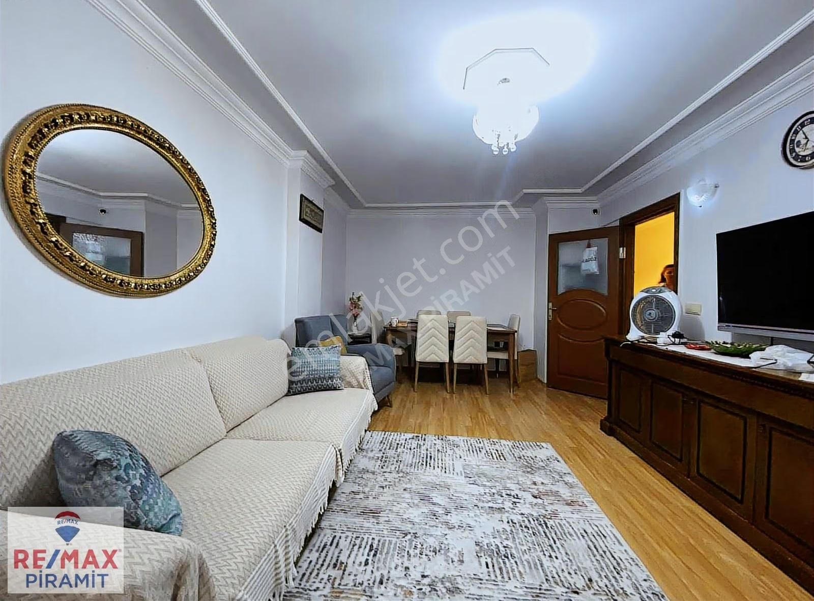 Fırsat Boş Teslim Karanlık Odasız Arakat Balkonlu Çok Geniş 2+1 - Görsel 17