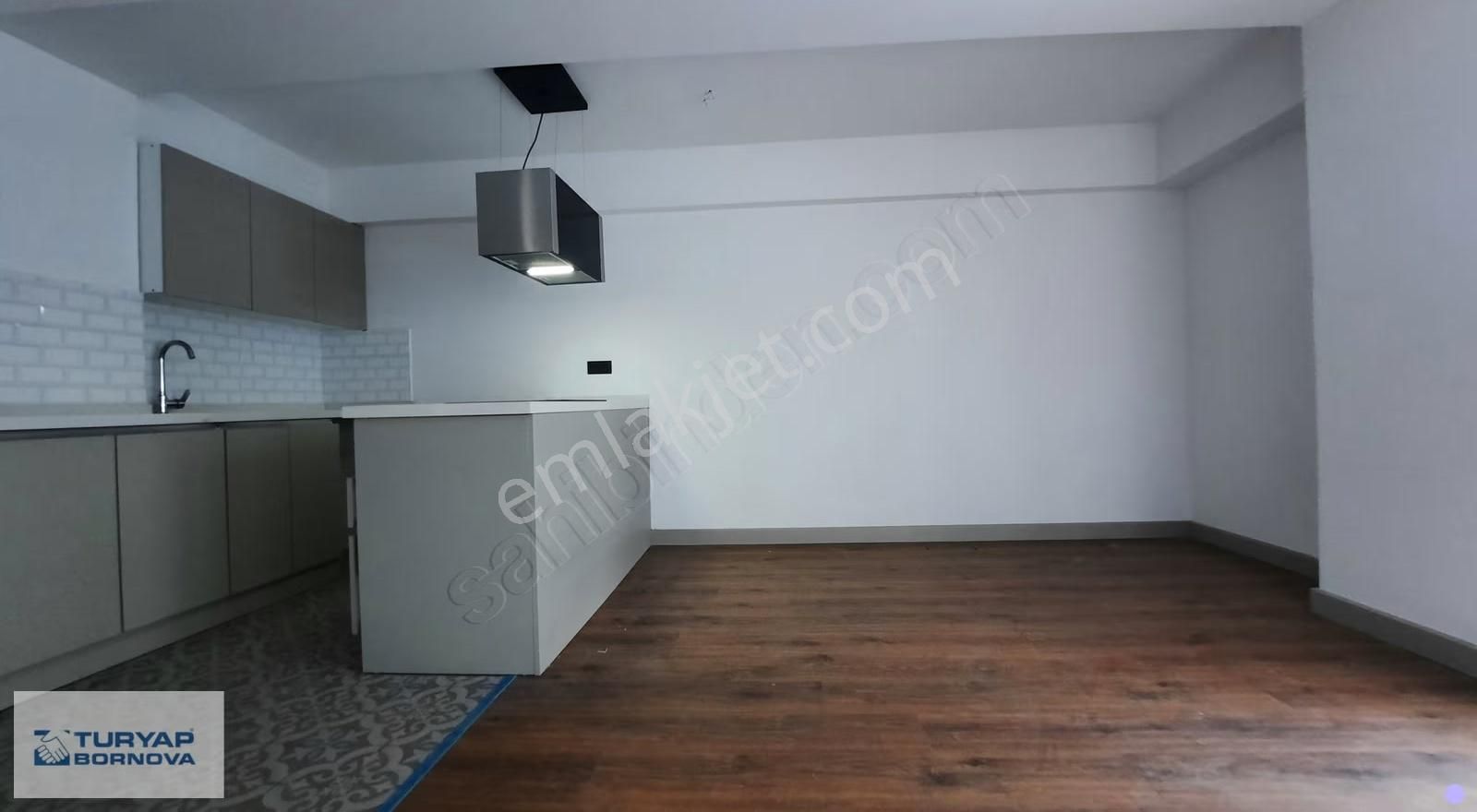 Bornova Passa Nova'da Havuzlu 7/24 Güvenlikli Sitede 2+1 - Görsel 4