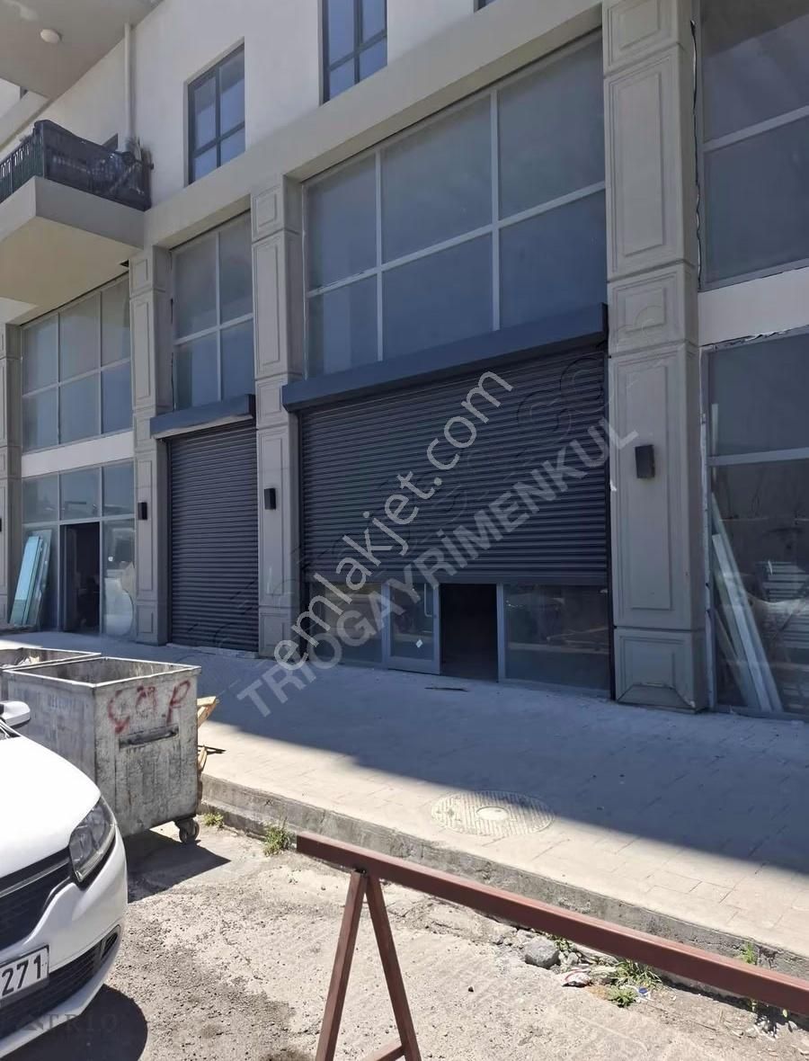 Esenyurt Meydan Ardıçlı'da Kiralık 200m2 Boş Dükkan&mağaza - Görsel 2