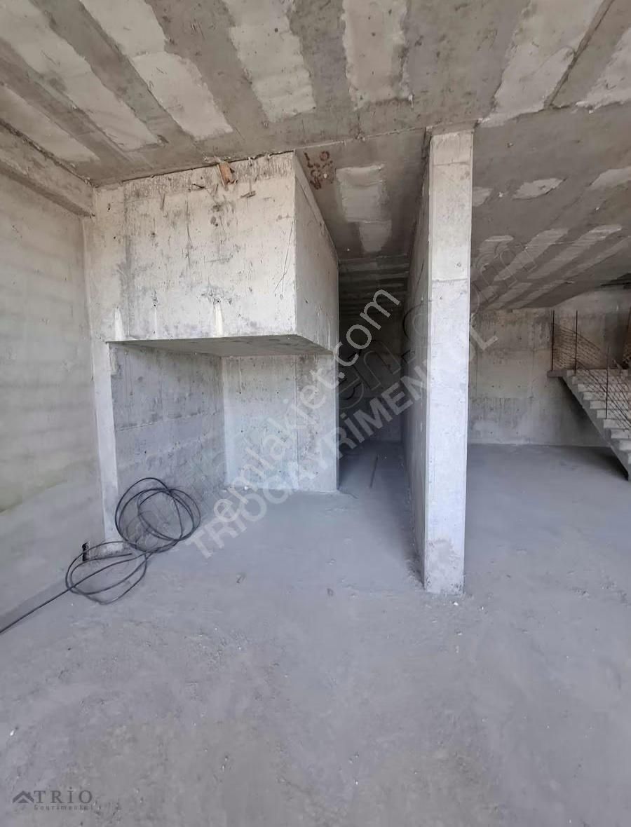 Esenyurt Meydan Ardıçlı'da Kiralık 200m2 Boş Dükkan&mağaza - Görsel 9