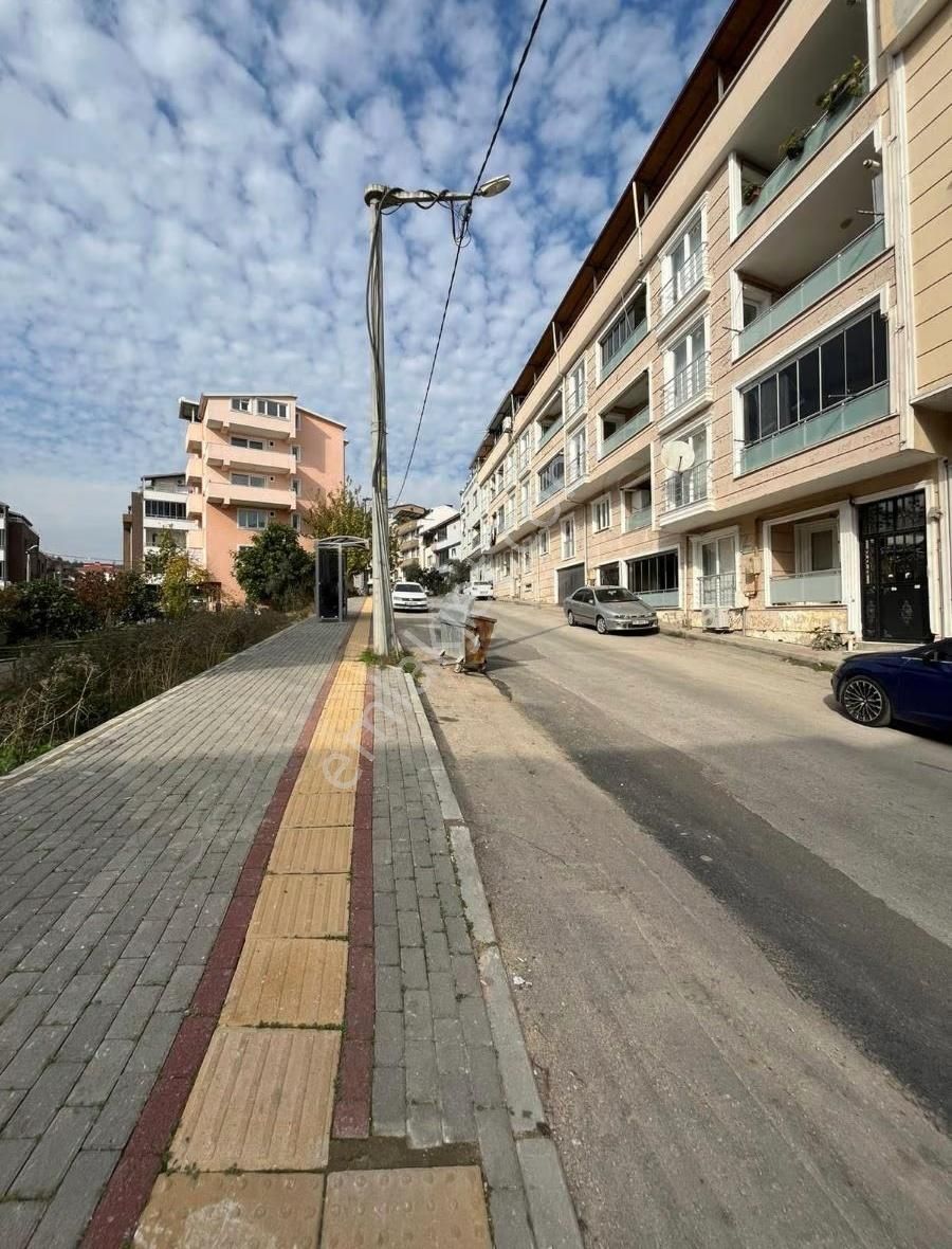 Bursa Osmangazi Ovaakça Çeşmebaşı Mahlesinde. 2+1 Kiralık Daire - Görsel 3