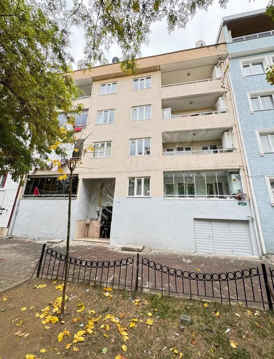 Esenevler Mahallesinde Satılık 4+1 Takasa Uygun Dublex Daire