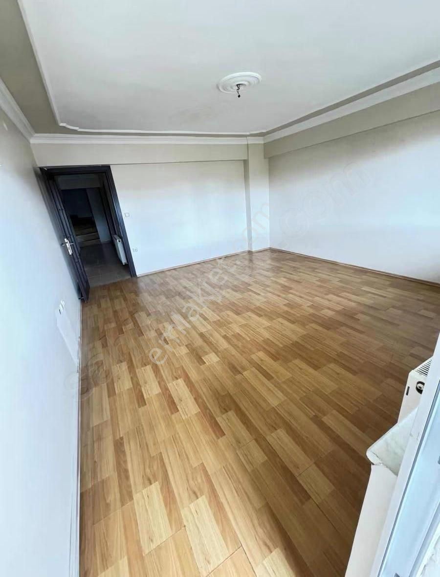 Esenevler Mahallesinde Satılık 4+1 Takasa Uygun Dublex Daire - Görsel 6