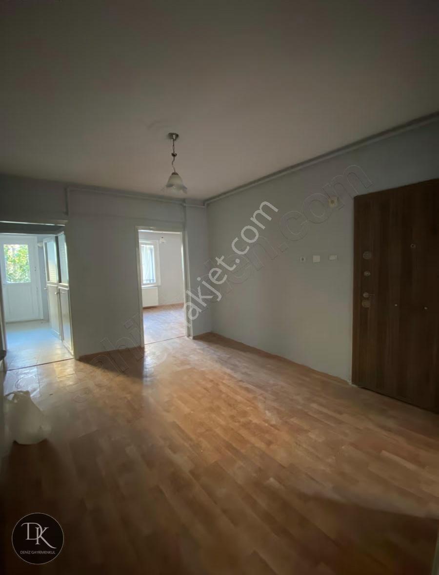 Deniz Gayrimenkulden Merkezde 2+1 Kiralık Daire - Görsel 10