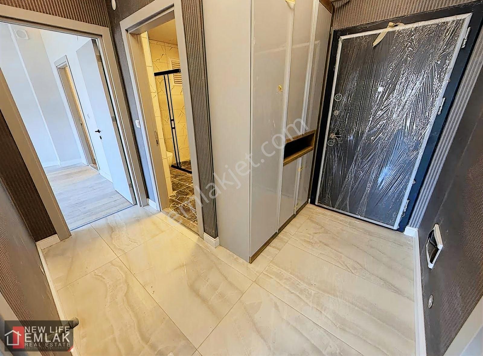 Kuşadası Merkezde Site İçinde Uygun Fiyatlı Satılık Daire - Görsel 17