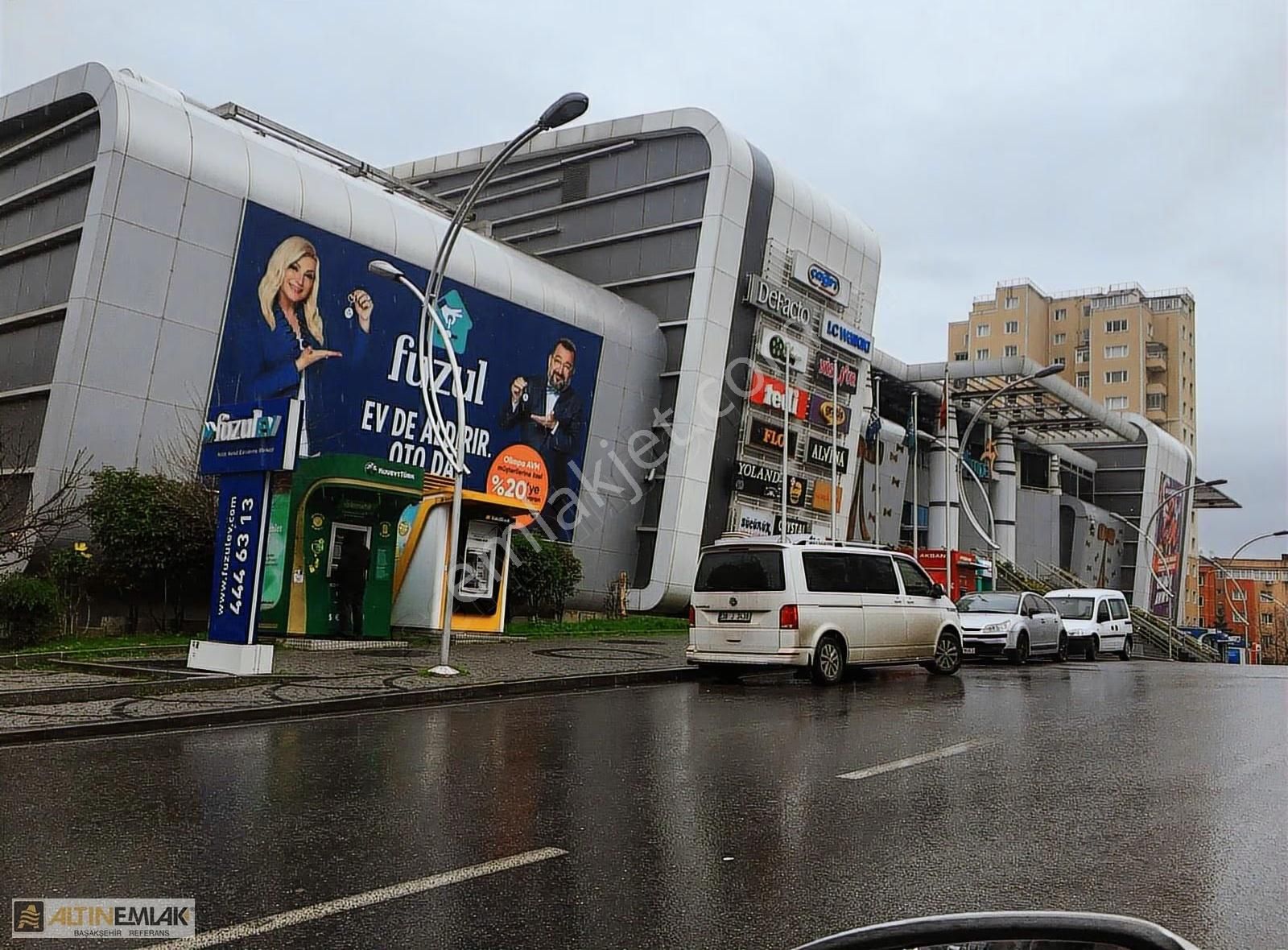 Başakşehir Olimpa Avm'de 15 M2 Satılık Dükkan - Görsel 8