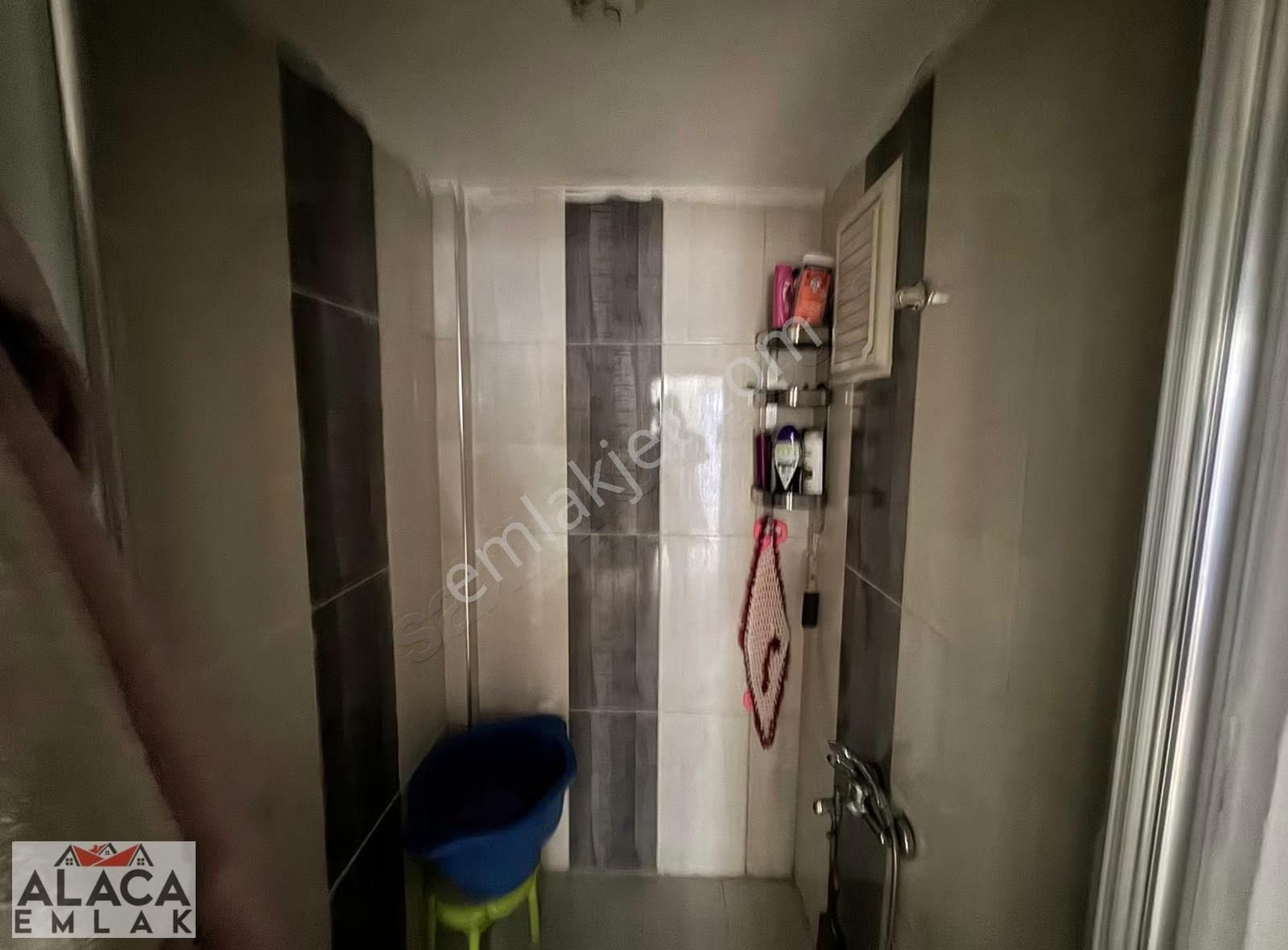 Beşikkaya Mahallesi'nde Full+full Yapılı 3+1 Site Daire - Görsel 18