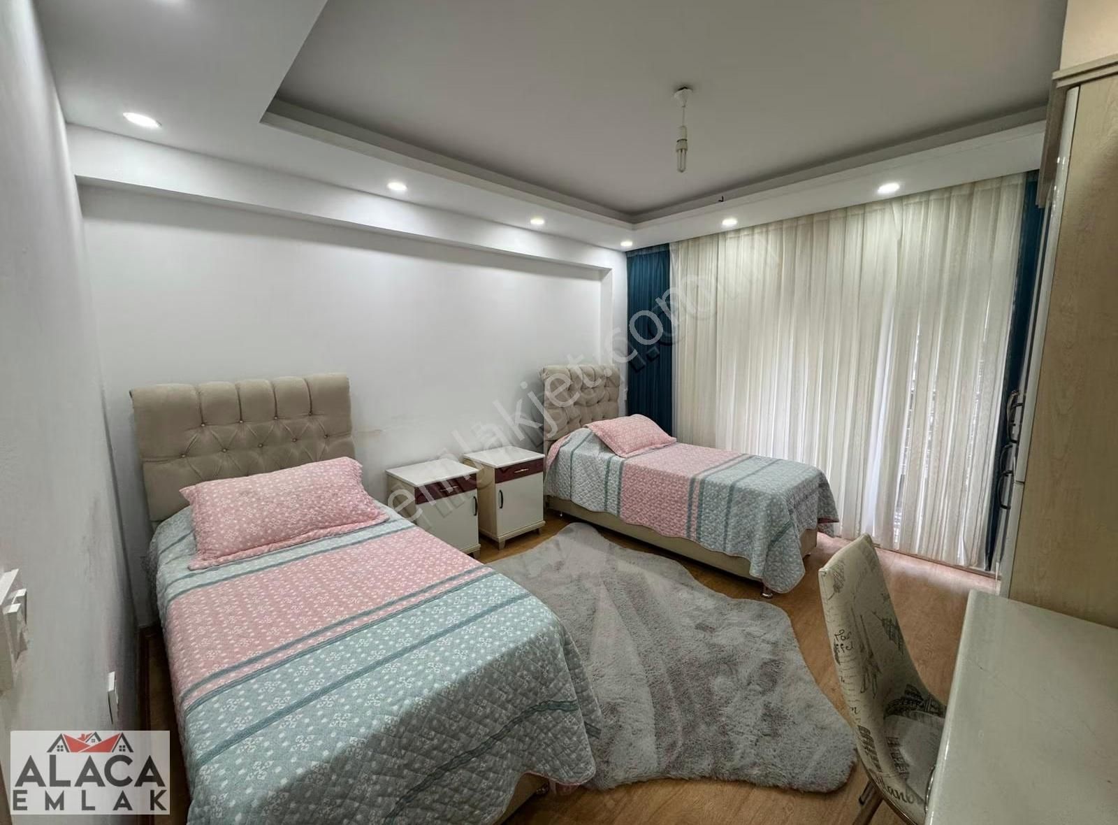 Beşikkaya Mahallesi'nde Full+full Yapılı 3+1 Site Daire - Görsel 30