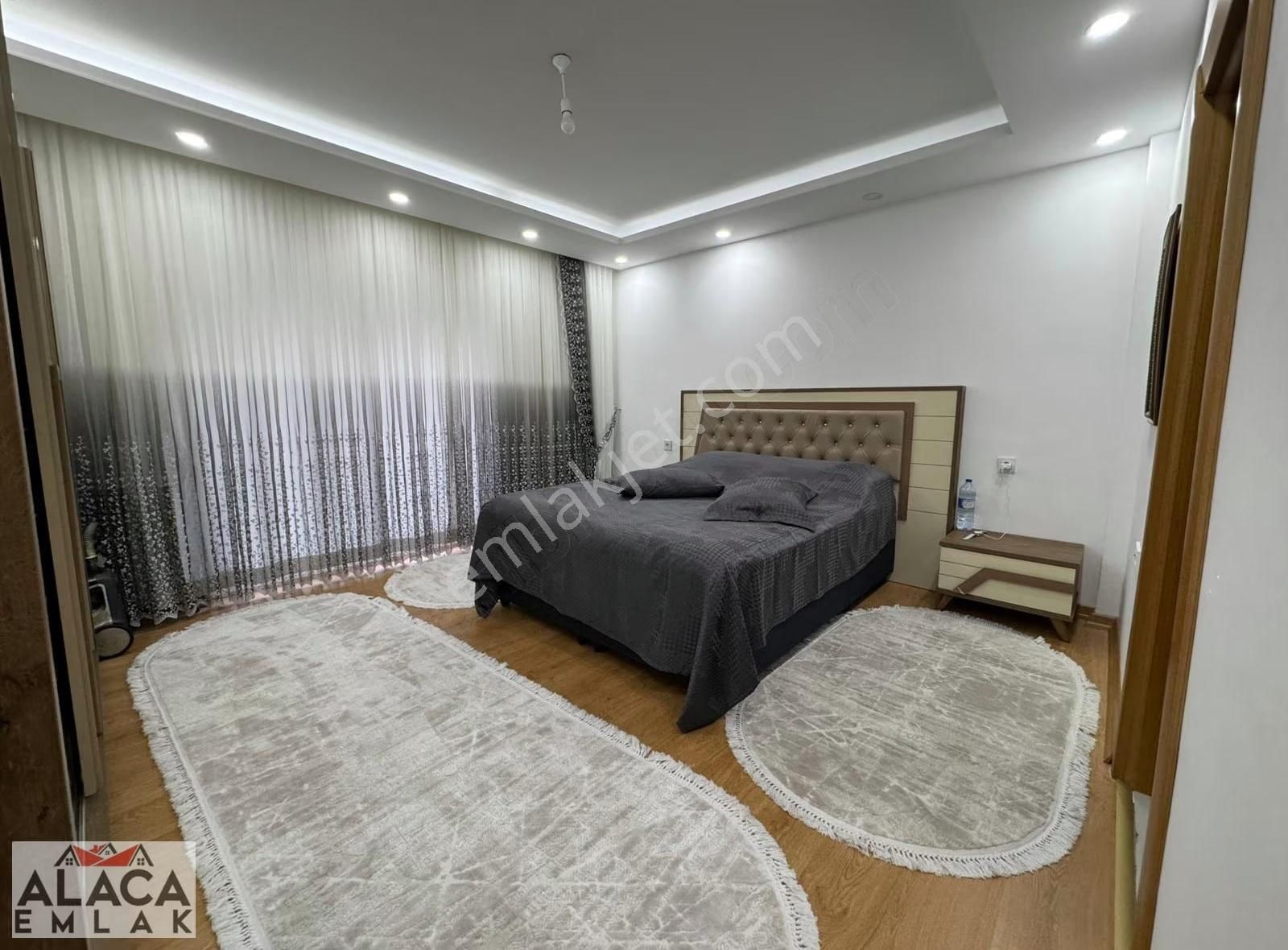 Beşikkaya Mahallesi'nde Full+full Yapılı 3+1 Site Daire - Görsel 16