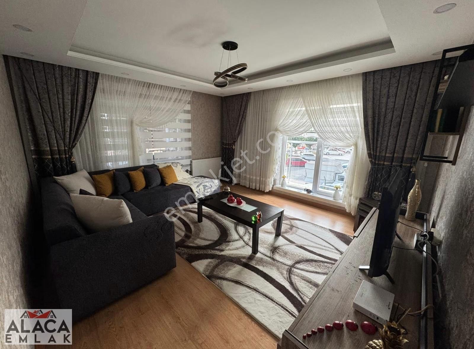 Beşikkaya Mahallesi'nde Full+full Yapılı 3+1 Site Daire - Görsel 31