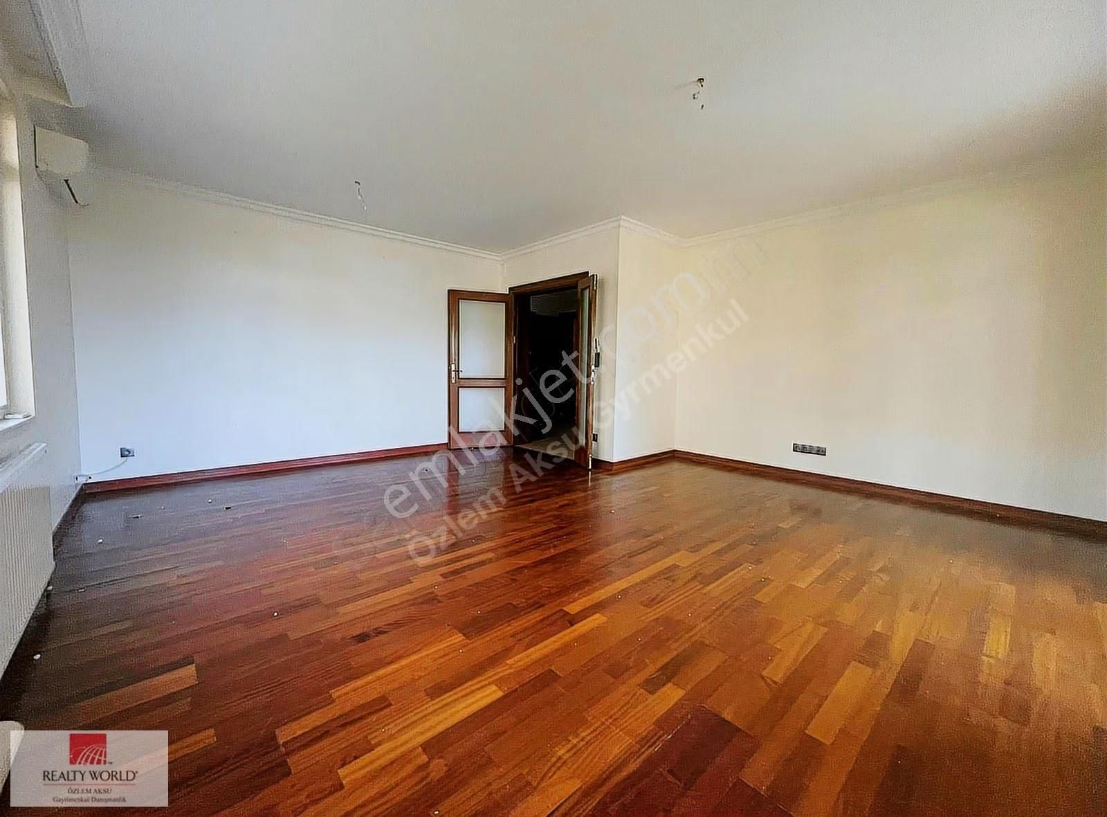 Özlem Aksu..rapsodi Evleri Geniş Bahçeli Satılık 2+1 Köşe Daire - Görsel 3