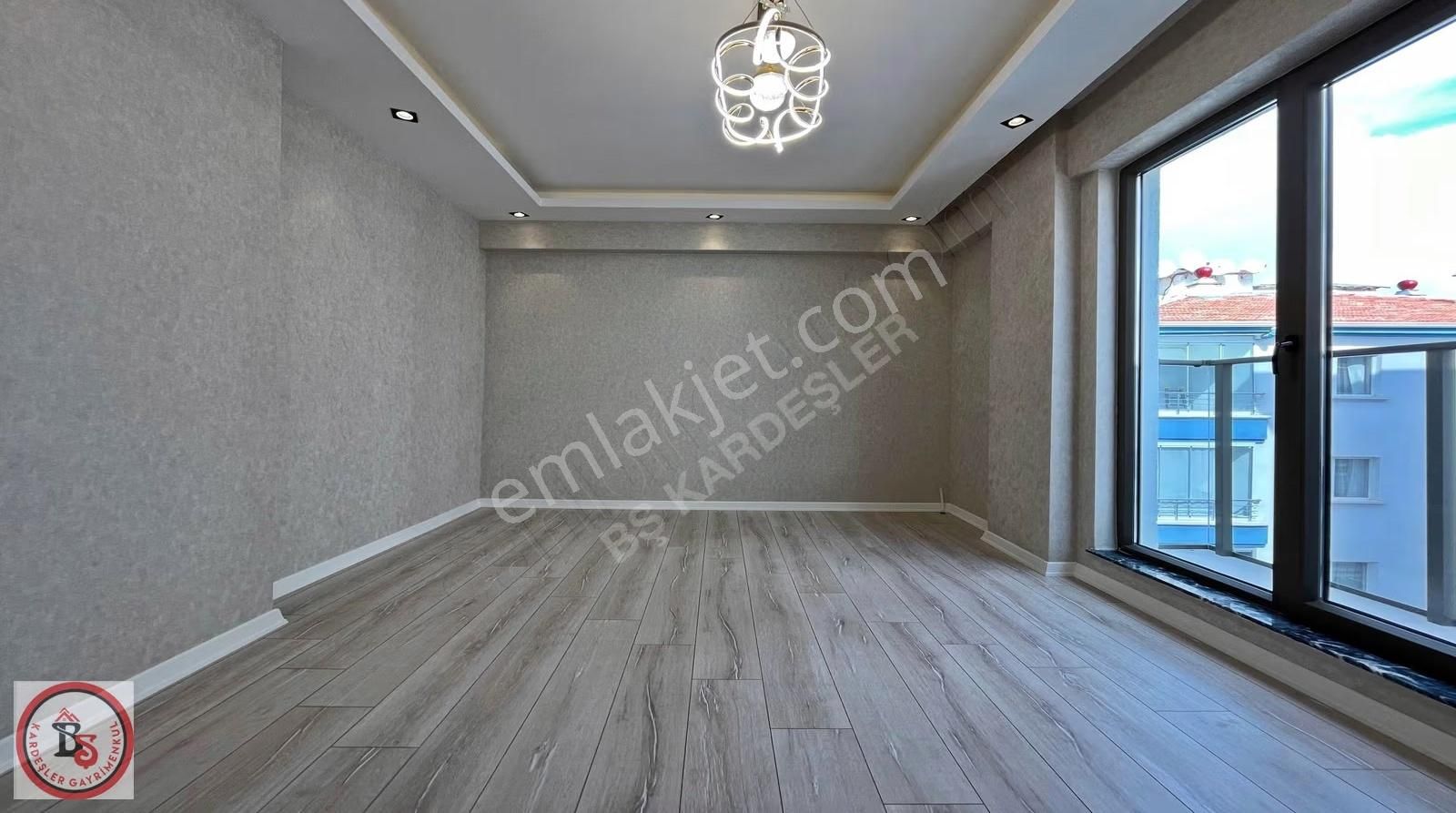 Keçiören'de Ana Caddeye 1 Sk. Sıfır Bina Katta 3+1 Daireler - Görsel 30