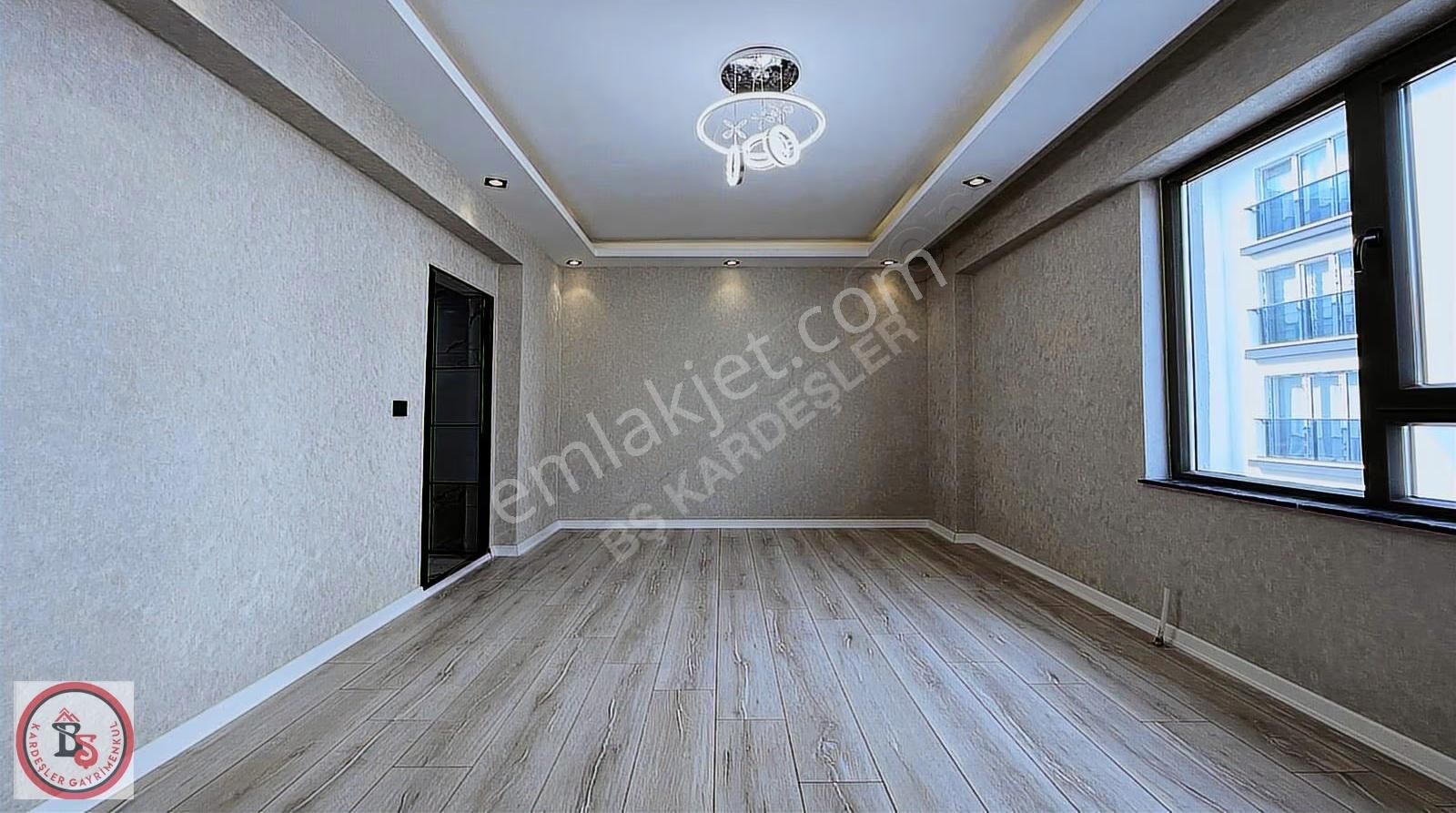 Keçiören'de Ana Caddeye 1 Sk. Sıfır Bina Katta 3+1 Daireler - Görsel 15