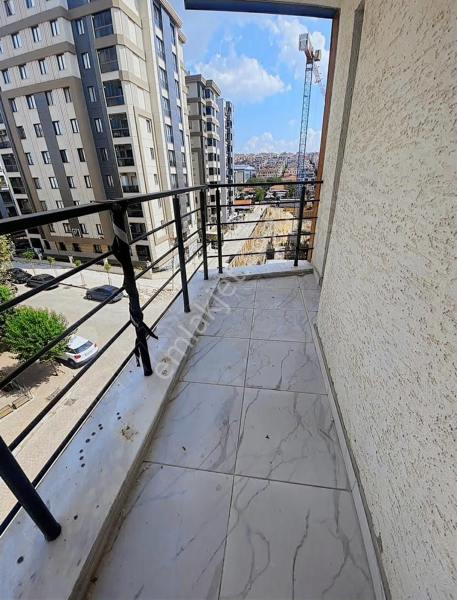 Yeni Binadan Satılık 3+1 Daire Şirinevlerde - Görsel 11