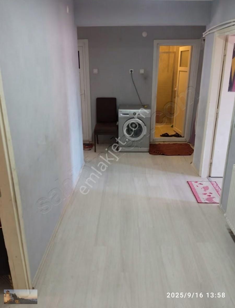 Alpaslan Emlaktan Lise Caddesinde 3.kat 3+1 Kombili 100m2