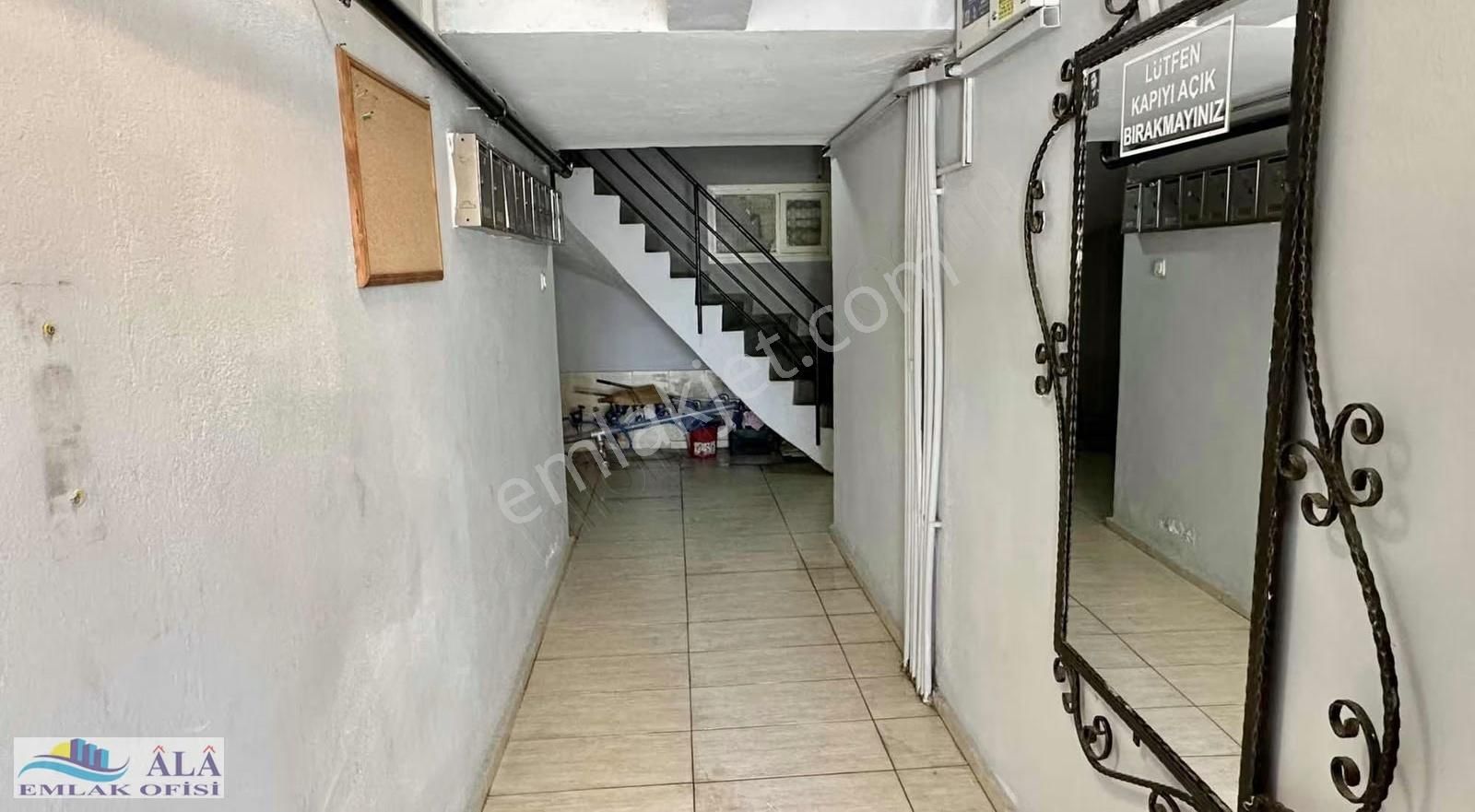 Amerikan Kolleji Karşısı 3+1 Otoparklı Bakımlı Satılık Daire - Görsel 2