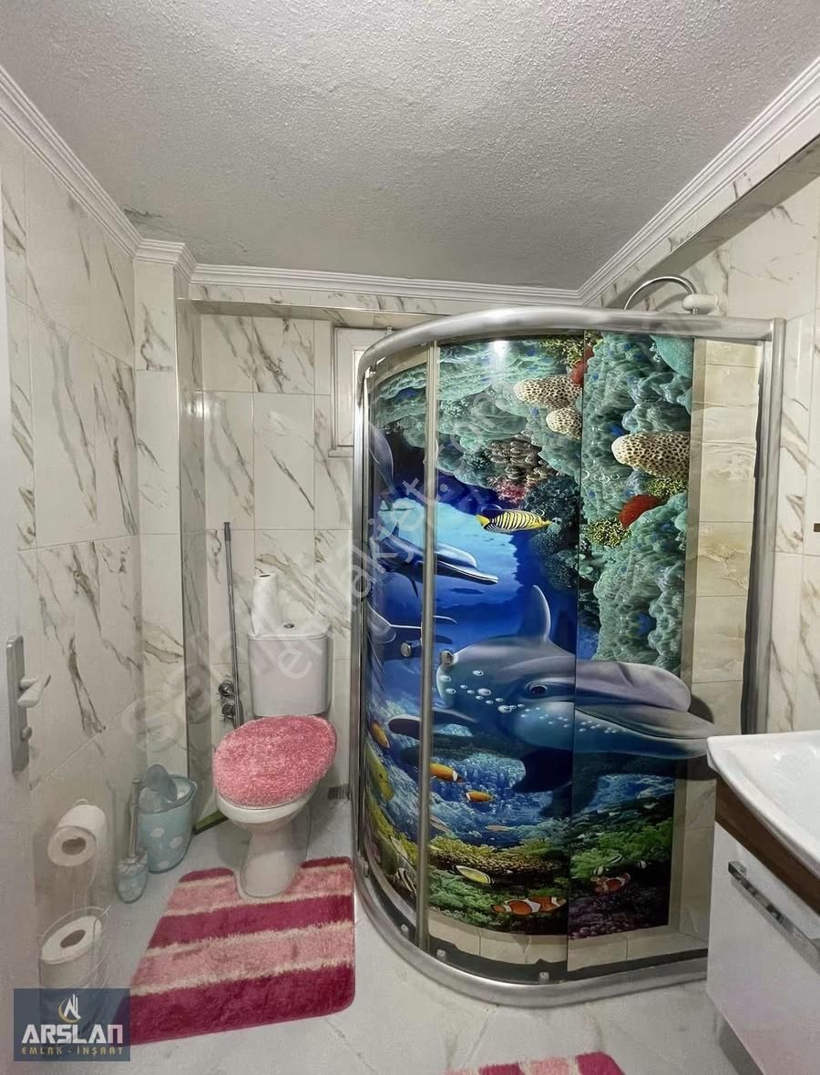 İnegöl Yeni Mah'de,3+1,2.kat,150m2, Site İçi,satılık Ful Eşyalı - Görsel 4