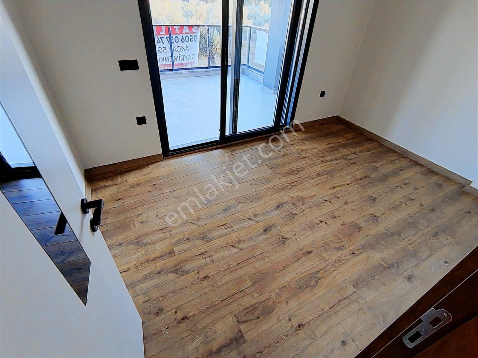 *fırsat Villa*güre'de, Yüzme Havuzlu Köşe Cephe 3+1 Lüks Villa - Görsel 27