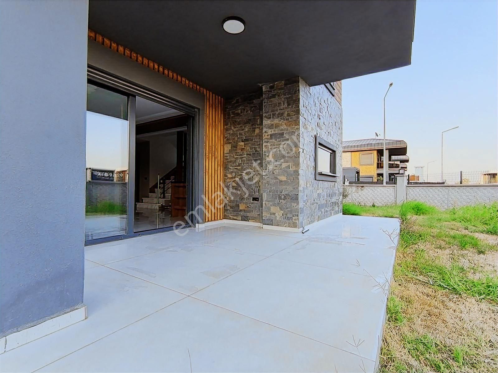 *fırsat Villa*güre'de, Yüzme Havuzlu Köşe Cephe 3+1 Lüks Villa - Görsel 28