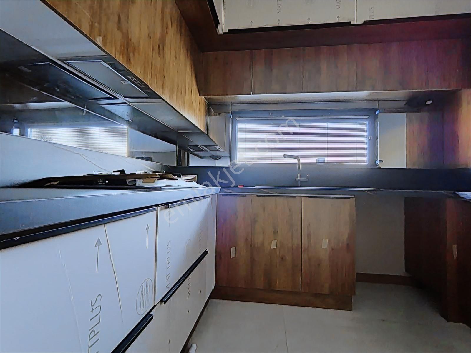 *fırsat Villa*güre'de, Yüzme Havuzlu Köşe Cephe 3+1 Lüks Villa - Görsel 10