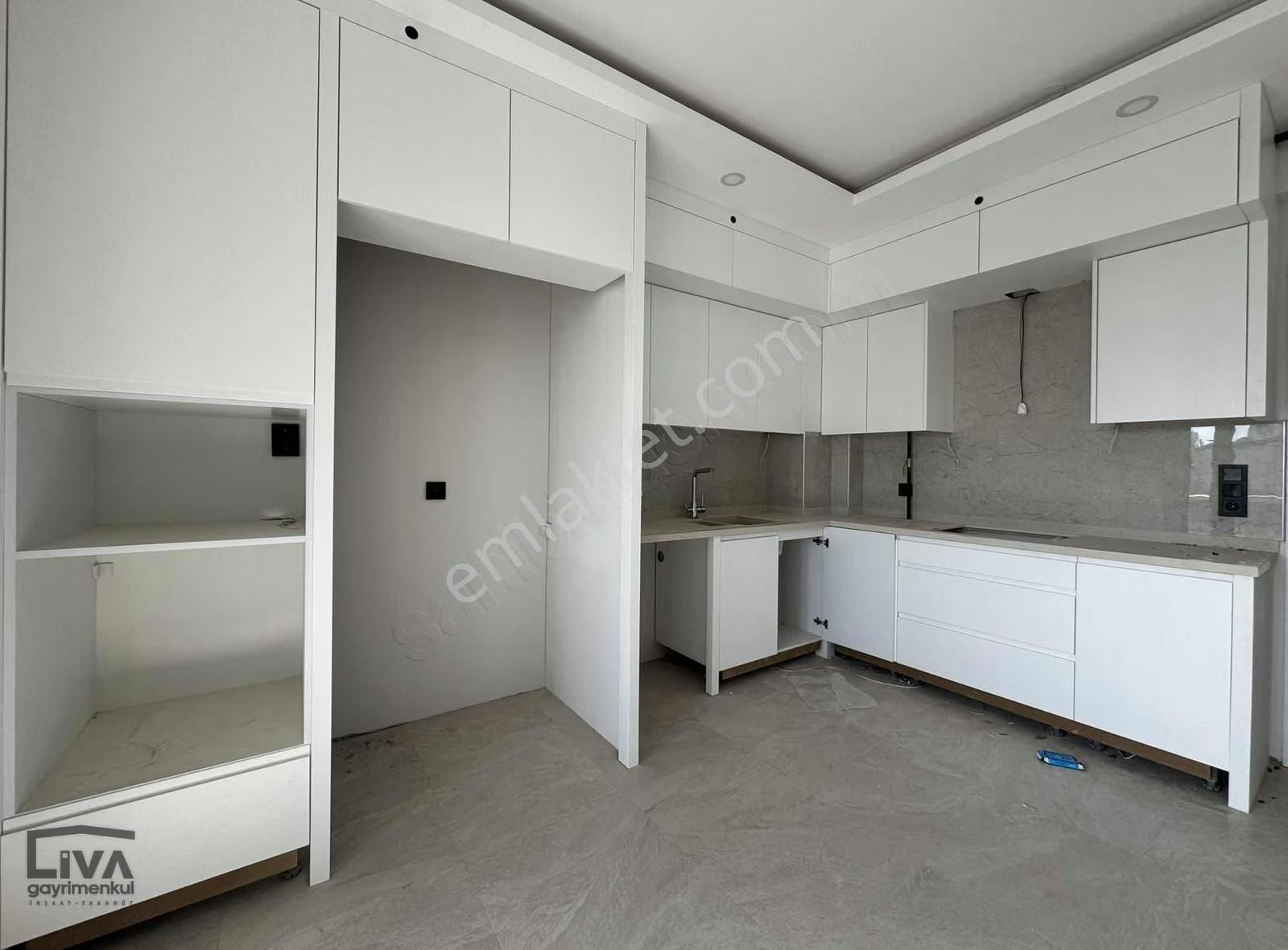 Liva'dan Cinkaya Bulvarı Üzeri Site İçi Cam Balkonlu 3+1 Daire - Görsel 6