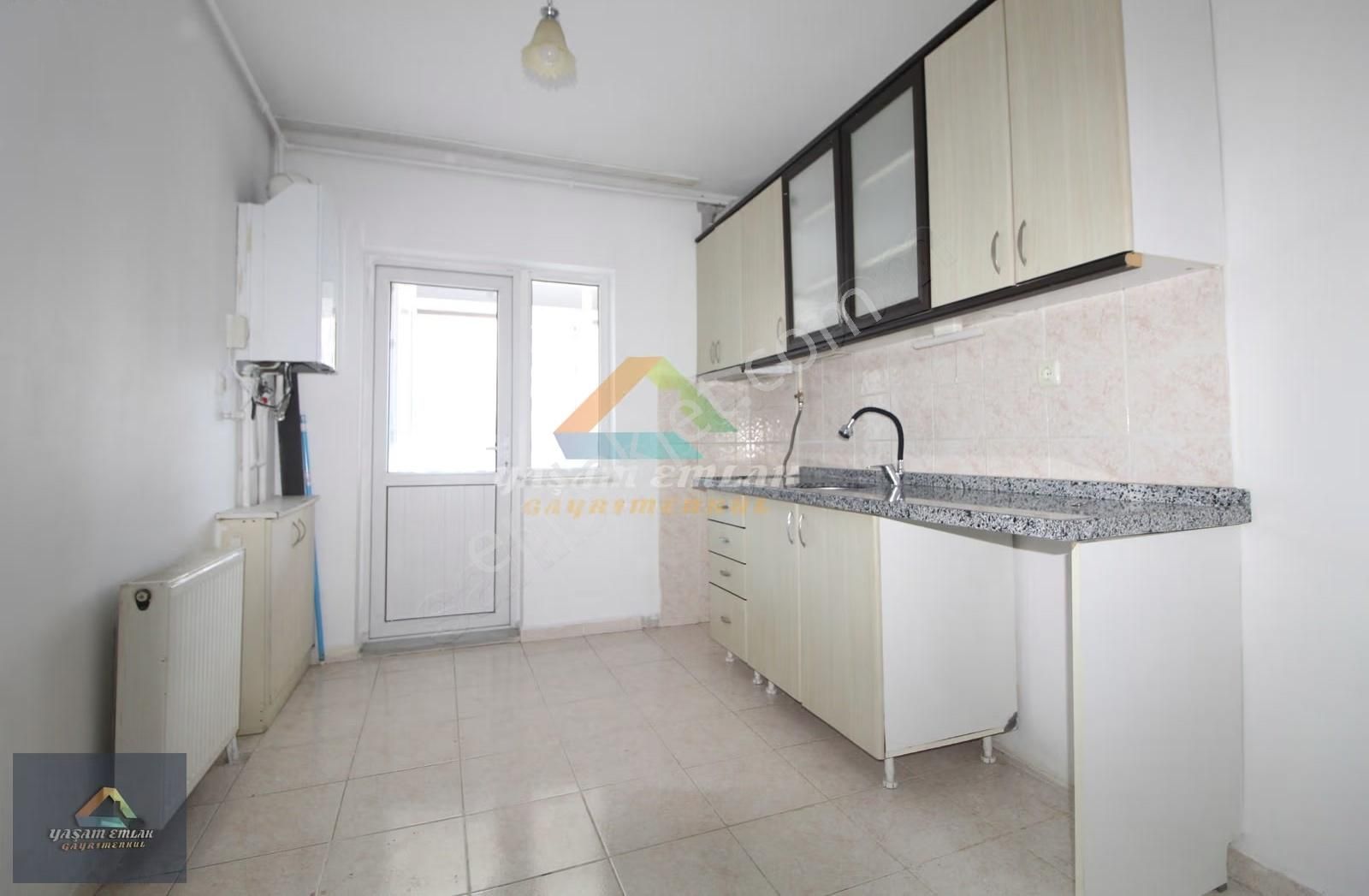 Yaşam'dan Toki Pendik Evleri Oldukça Geniş 3+1 Kiralık Daire - Görsel 9