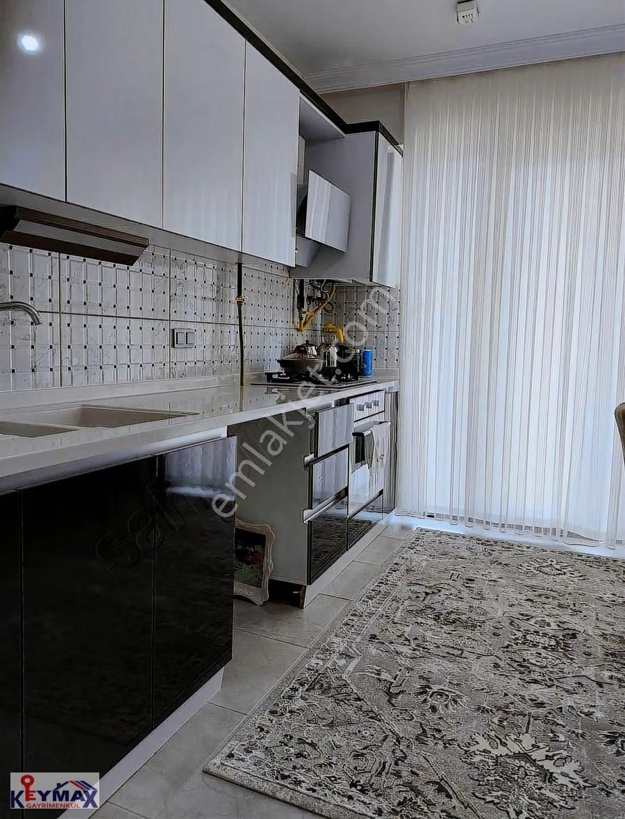 Bayraklı Adliye Binası Yakını 2+1 Full Eşyalı Kiralık Daire - Görsel 6