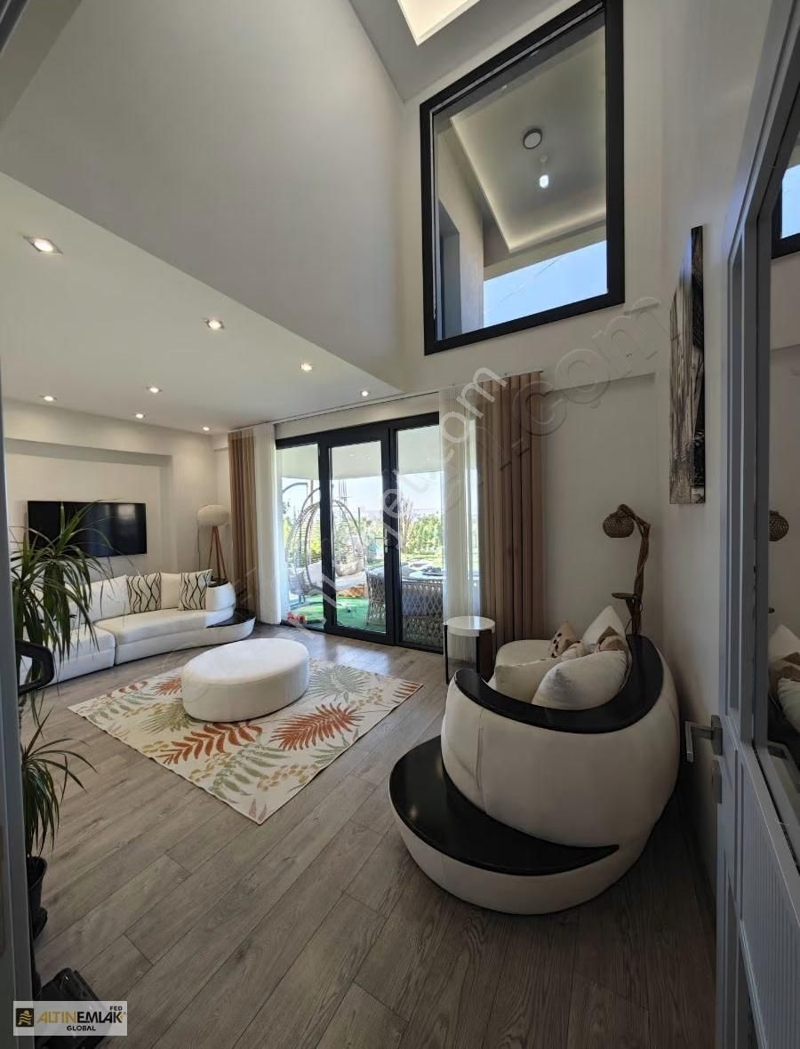 Erenköy'de Manzaralı Villa - Görsel 17