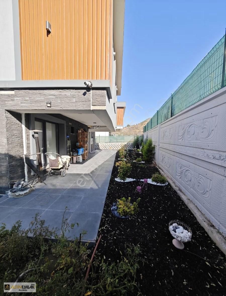 Erenköy'de Manzaralı Villa - Görsel 15