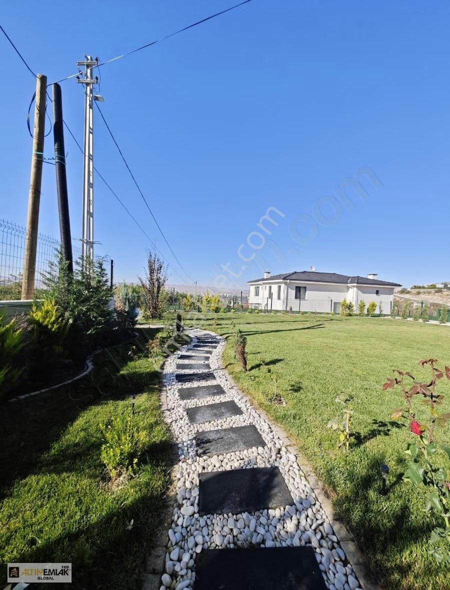 Erenköy'de Manzaralı Villa - Görsel 8