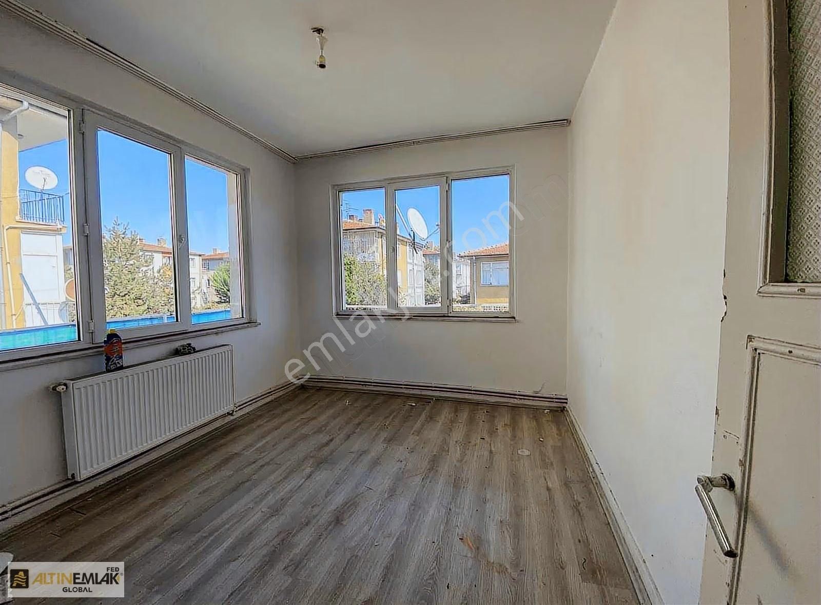 Yenişehir Mah. 2 Katlı Hollanda Tipli Kombili 3+1 Satılık Daire - Görsel 4