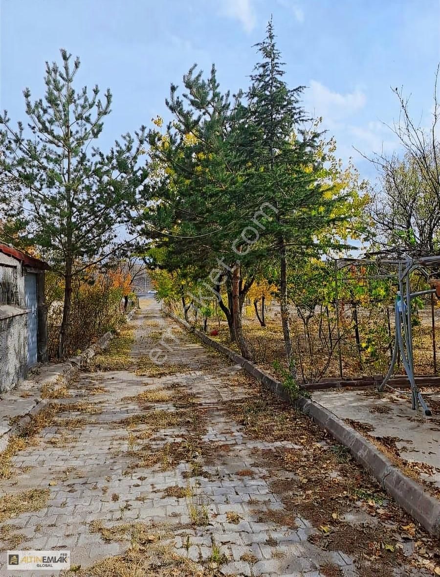İncesu Garipçe 'de 2790 M2 Arsa Üzerinde İki Katlı Satılık Ev - Görsel 8