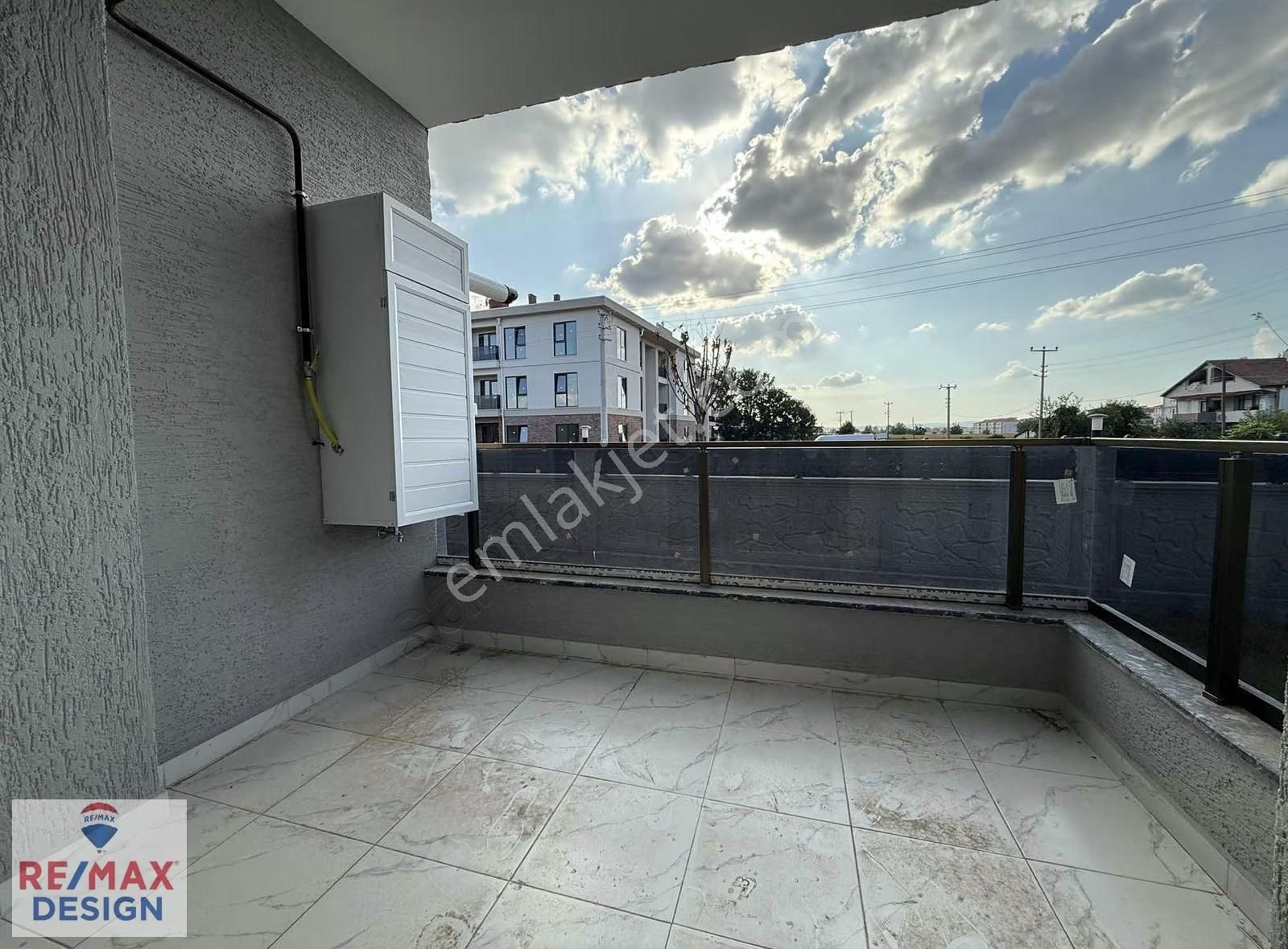 Remax Desıgn Hidayet Bey Sitesi Kiralık 3+1 Daire Sıfır Teslim - Görsel 13