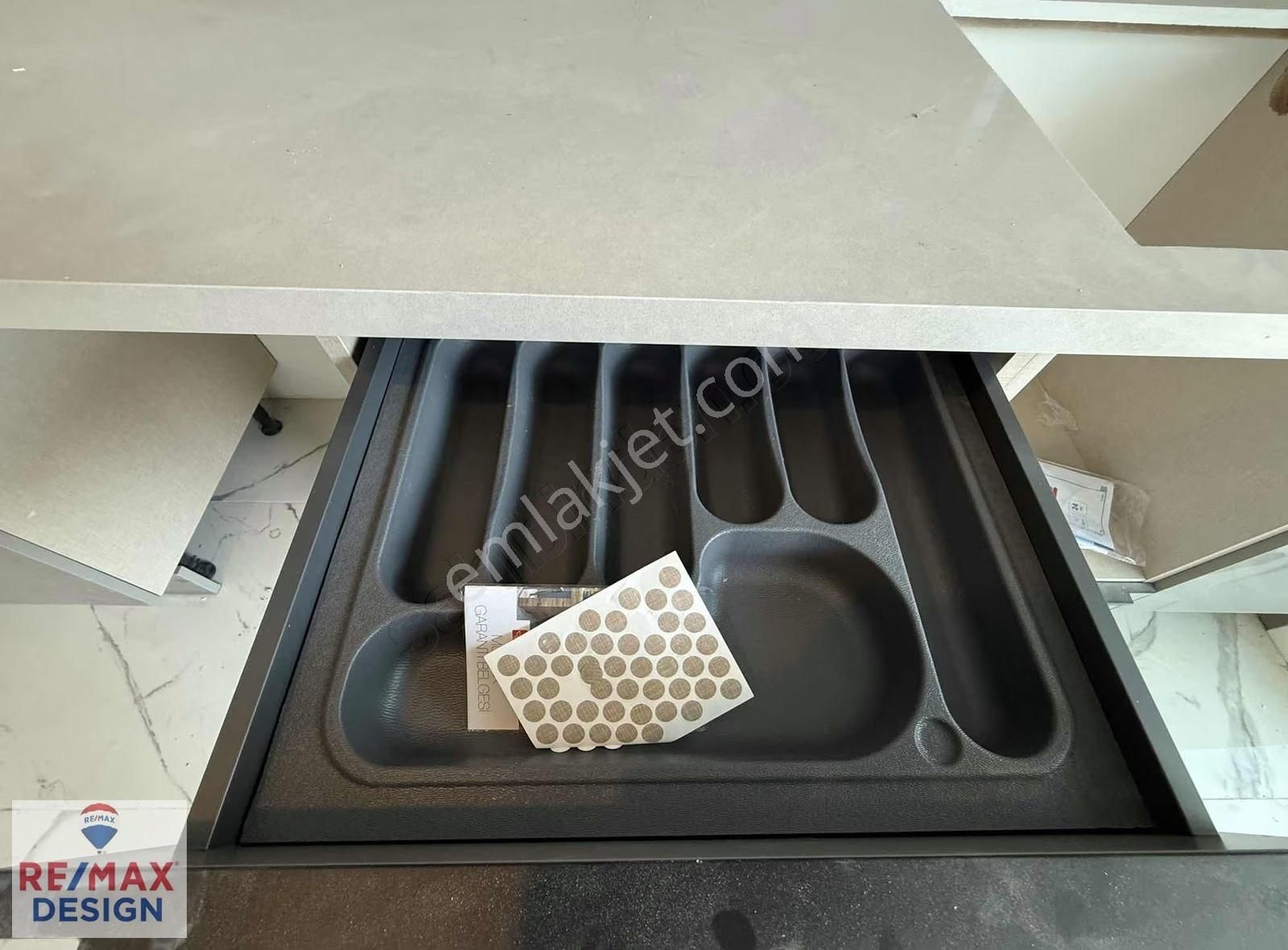 Remax Desıgn Hidayet Bey Sitesi Kiralık 3+1 Daire Sıfır Teslim - Görsel 9