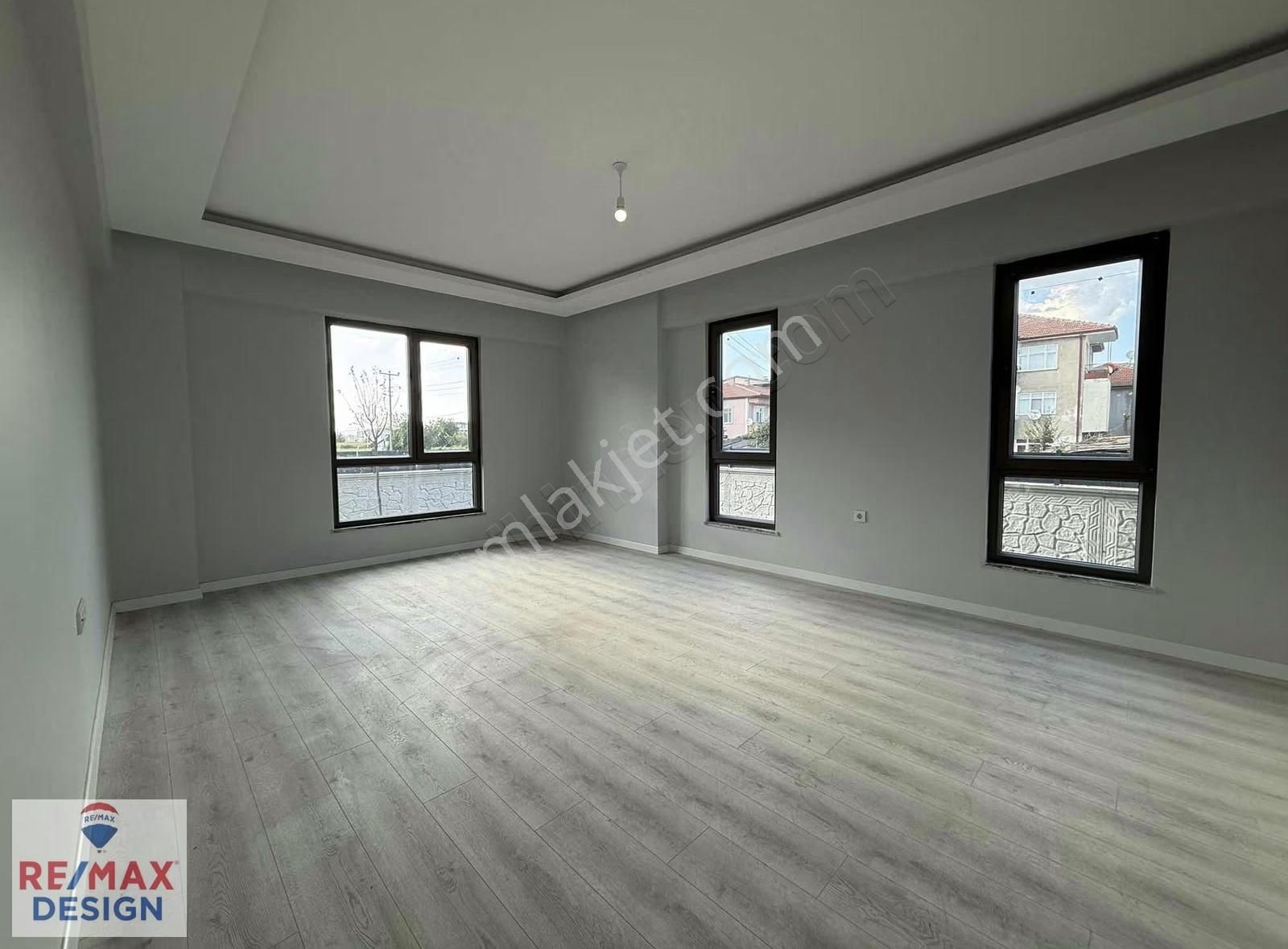 Remax Desıgn Hidayet Bey Sitesi Kiralık 3+1 Daire Sıfır Teslim - Görsel 18