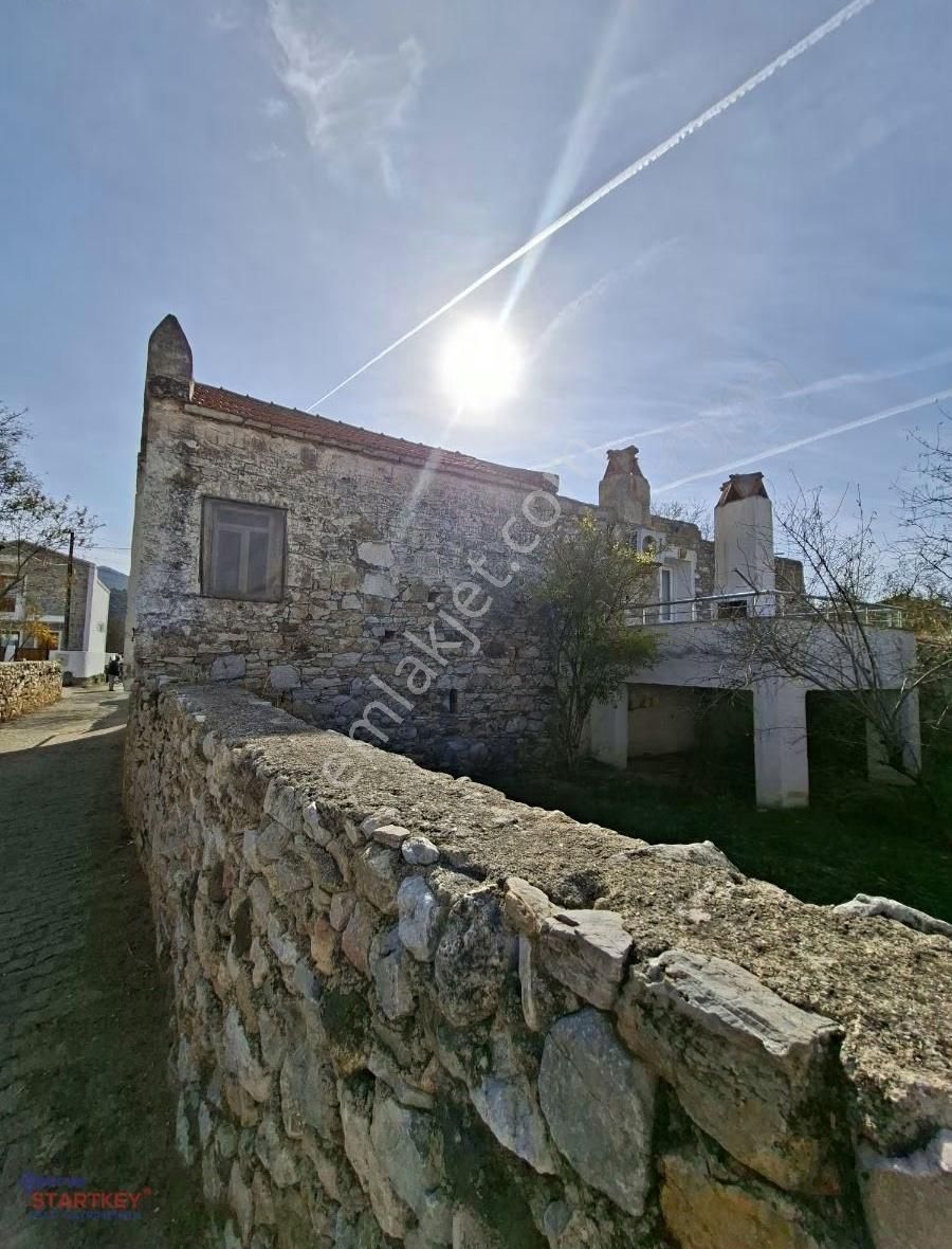 Startkey Pelit Yazı'da Satılık Çok Uygun Fıyata Bahceli Taş Ev - Görsel 16