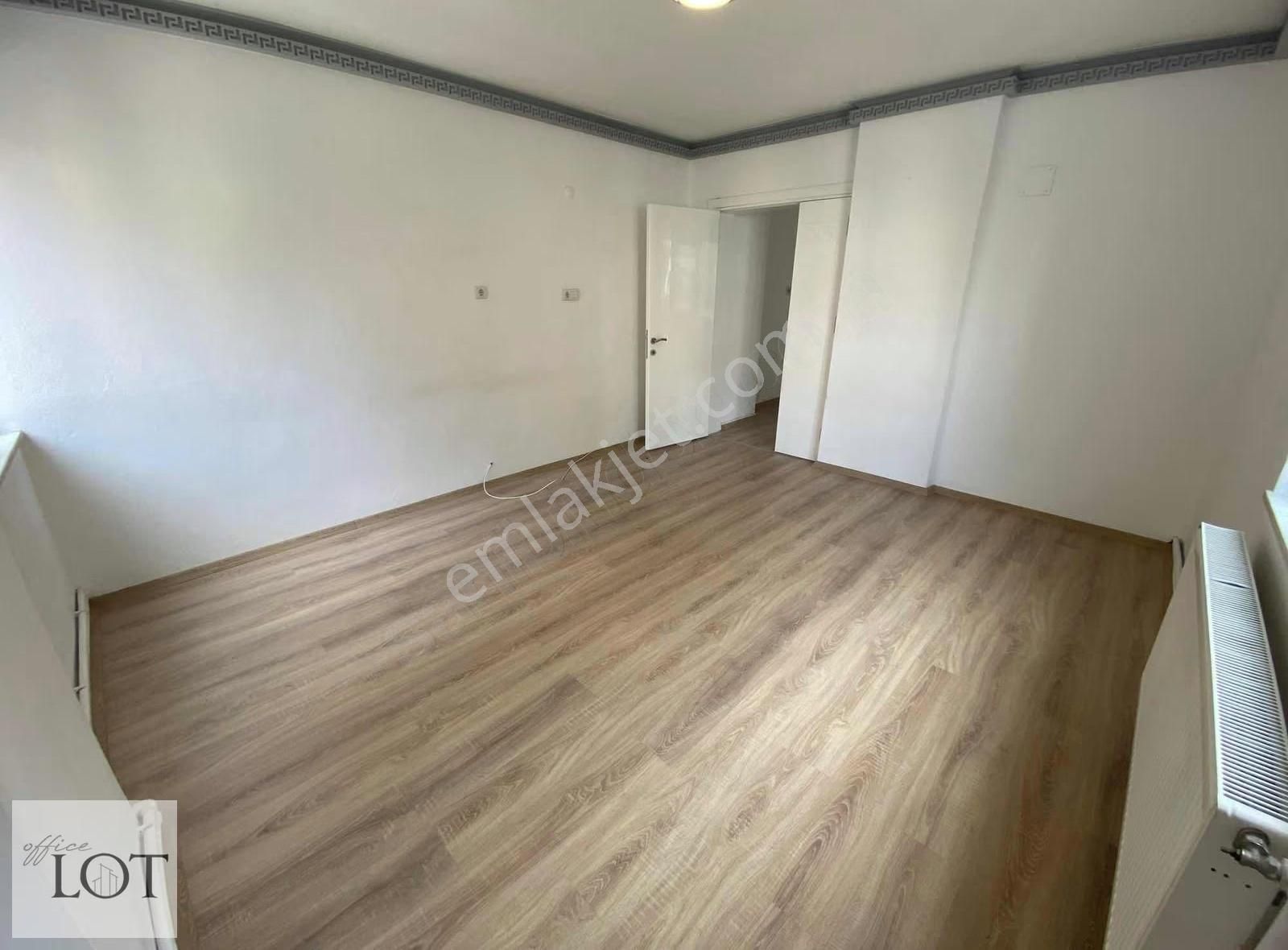 Fesleğen'de 4+1 Arakat İçi Yenilenmiş Daire - Görsel 21