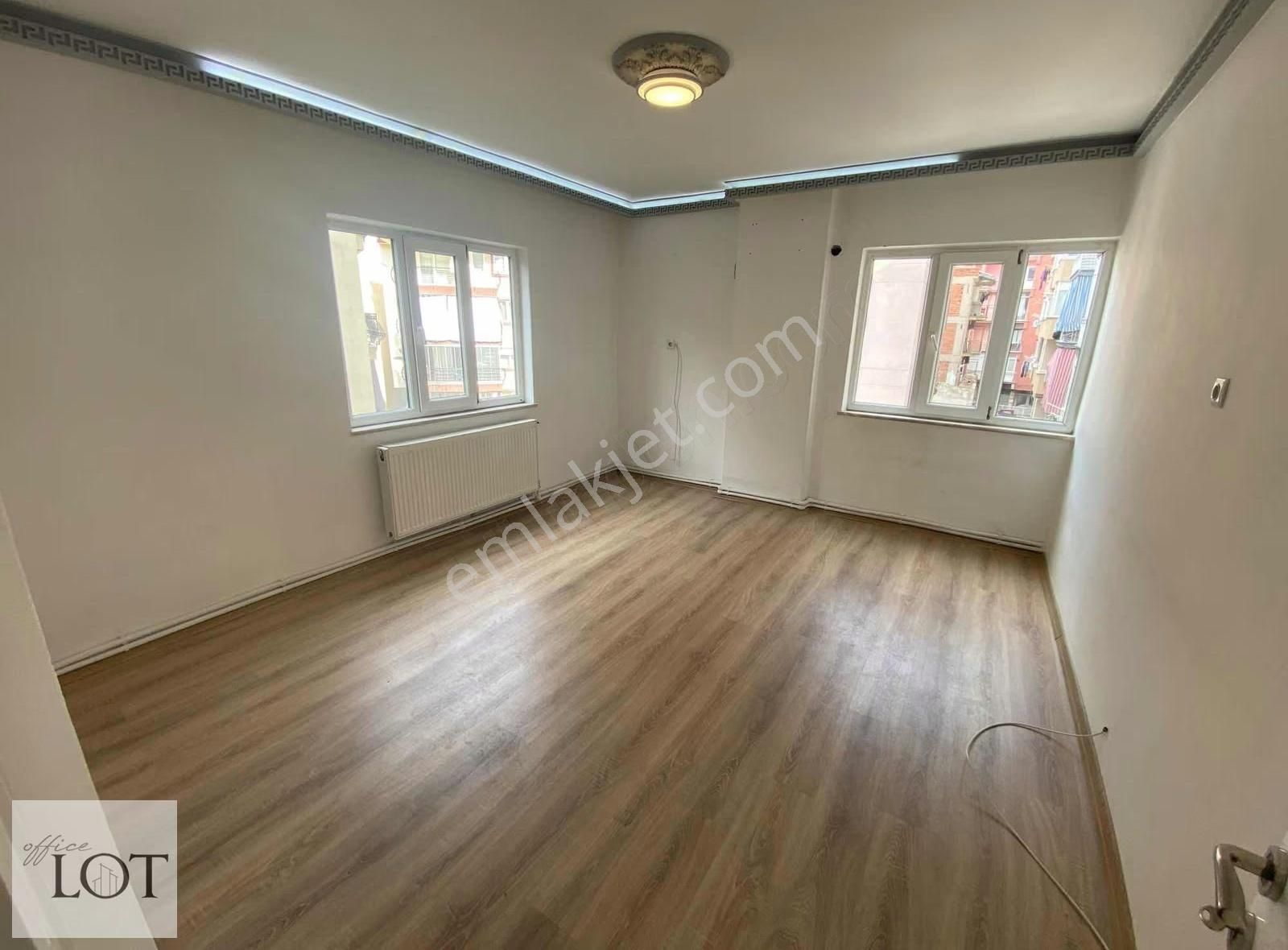 Fesleğen'de 4+1 Arakat İçi Yenilenmiş Daire - Görsel 18