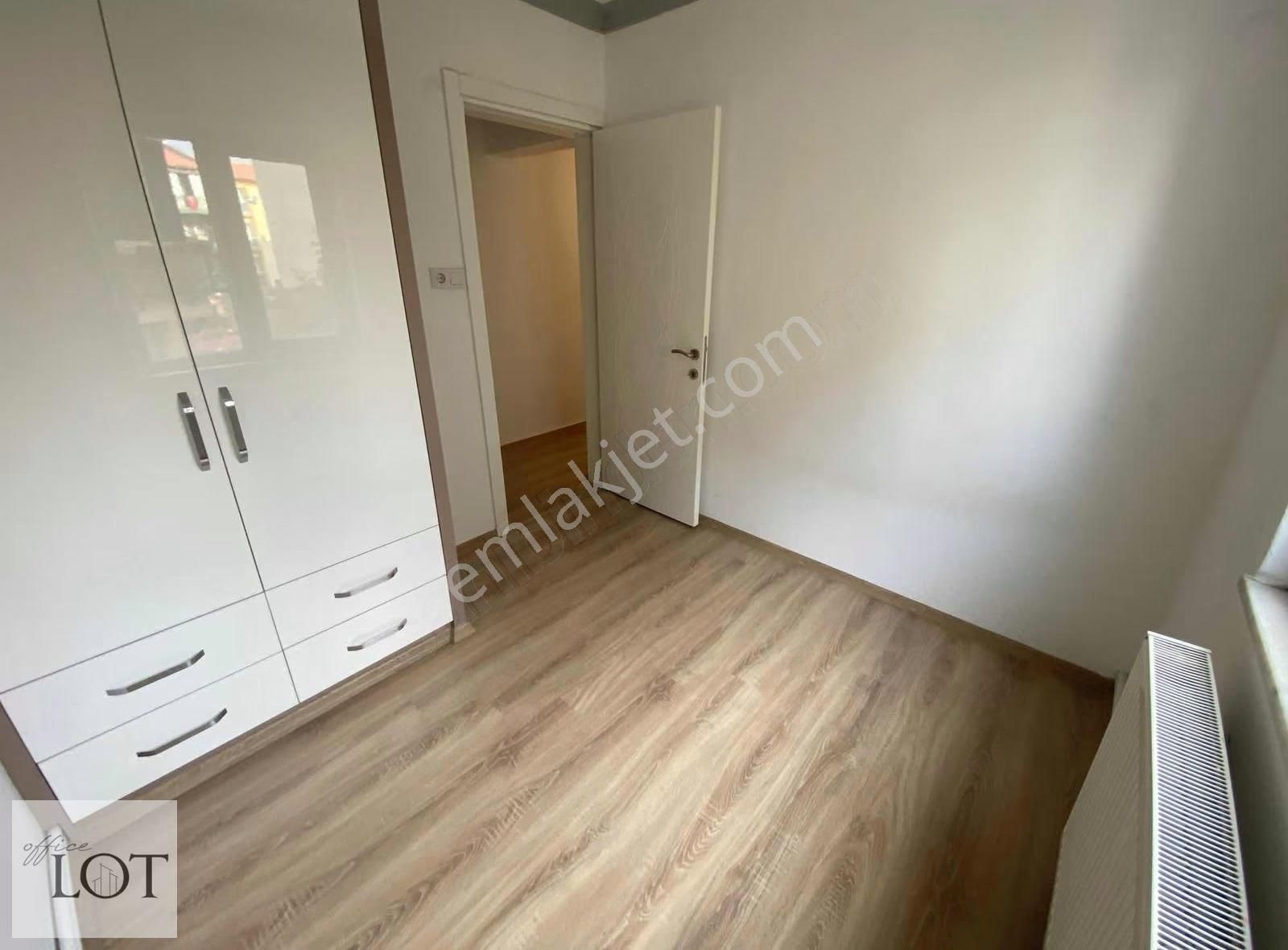 Fesleğen'de 4+1 Arakat İçi Yenilenmiş Daire - Görsel 16