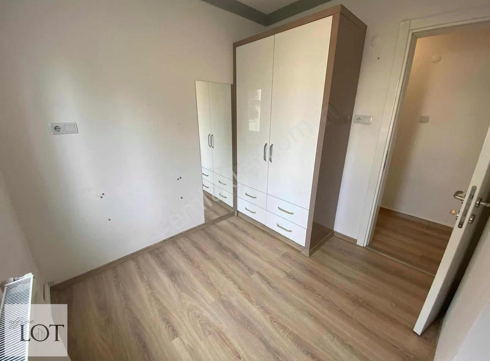 Fesleğen'de 4+1 Arakat İçi Yenilenmiş Daire - Görsel 14