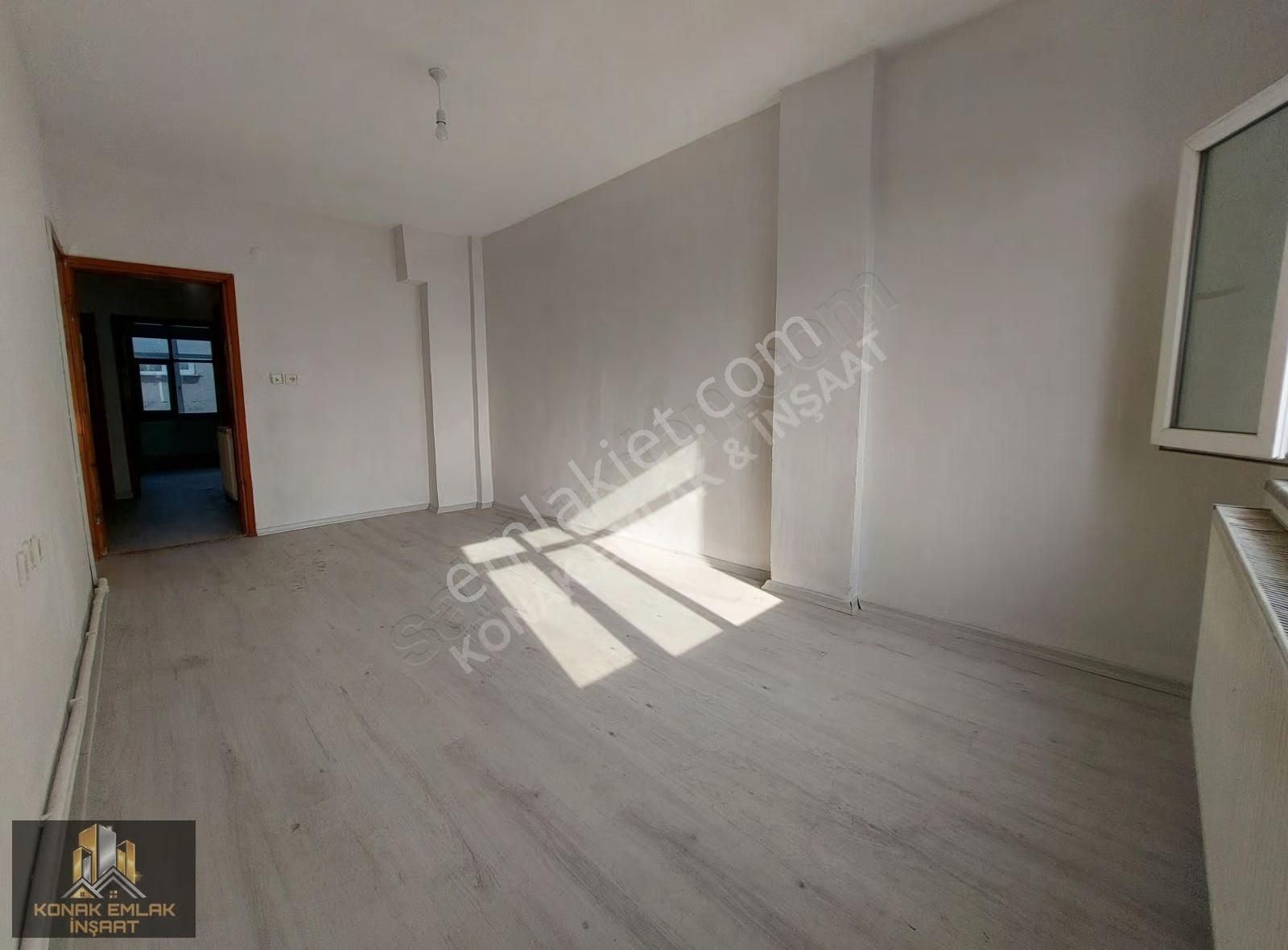 Konak Emlak'tan Satılık 2+1 95m² 15m² Hisseli Merkezi Konumda - Görsel 6