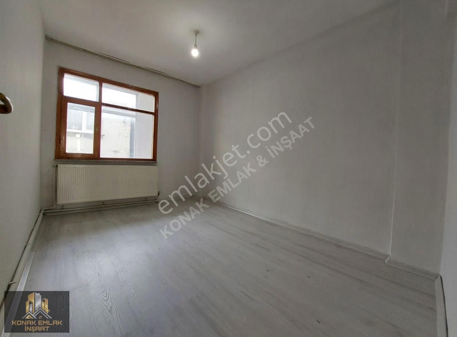 Konak Emlak'tan Satılık 2+1 95m² 15m² Hisseli Merkezi Konumda - Görsel 8