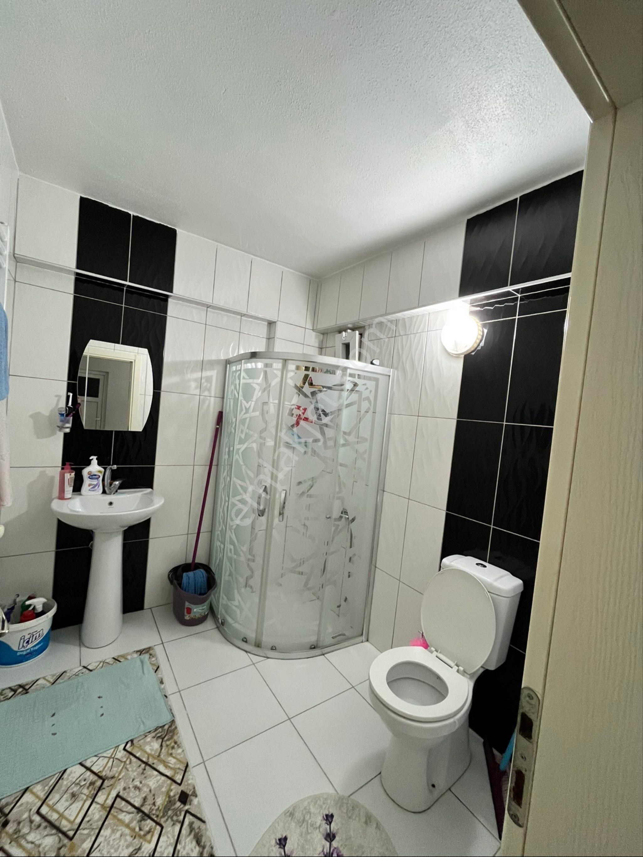 Sahibinden Merkezde Dubleks Daire 5.5+1 Çift Giriş Yüksek Tavan - Görsel 6