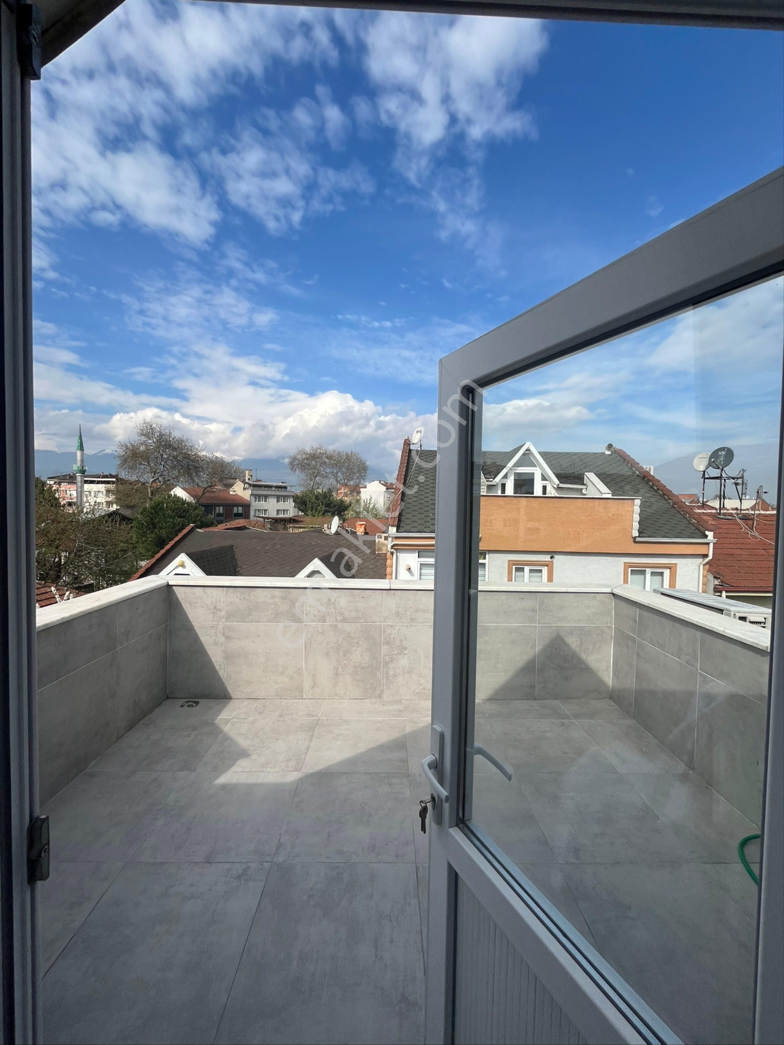 Sahibinden Merkezde Dubleks Daire 5.5+1 Çift Giriş Yüksek Tavan - Görsel 12