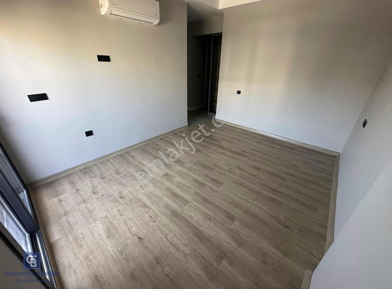 Çiğli Balatçıkta Katip Çelebi Üni.yakını Azel Deluxe 2+1 Kiralık - Görsel 2